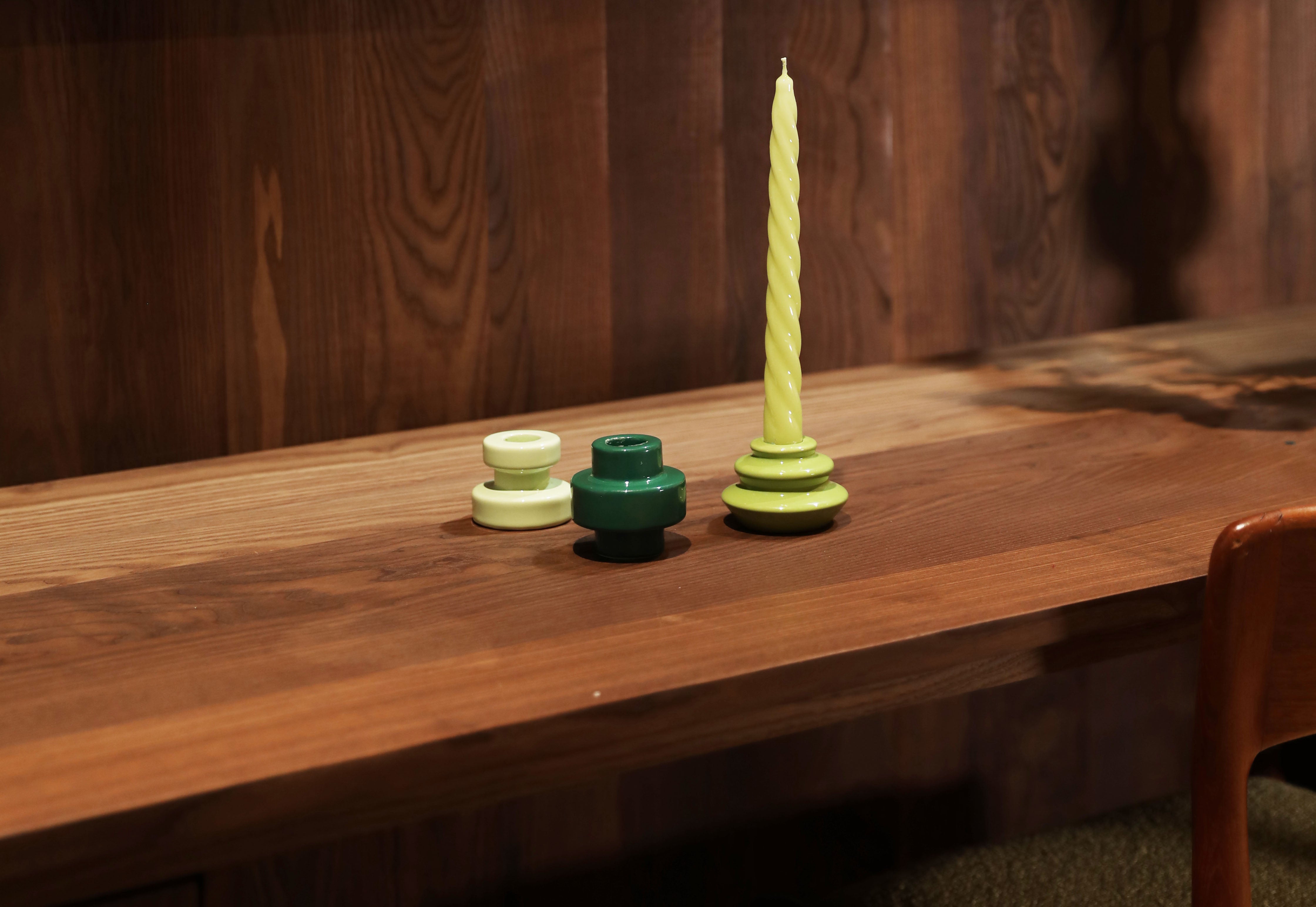 Set von Kerzen BRAVO GREENS grün