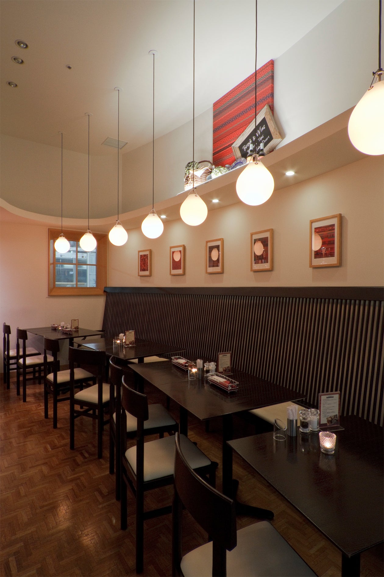 MOSER white pendant lamp