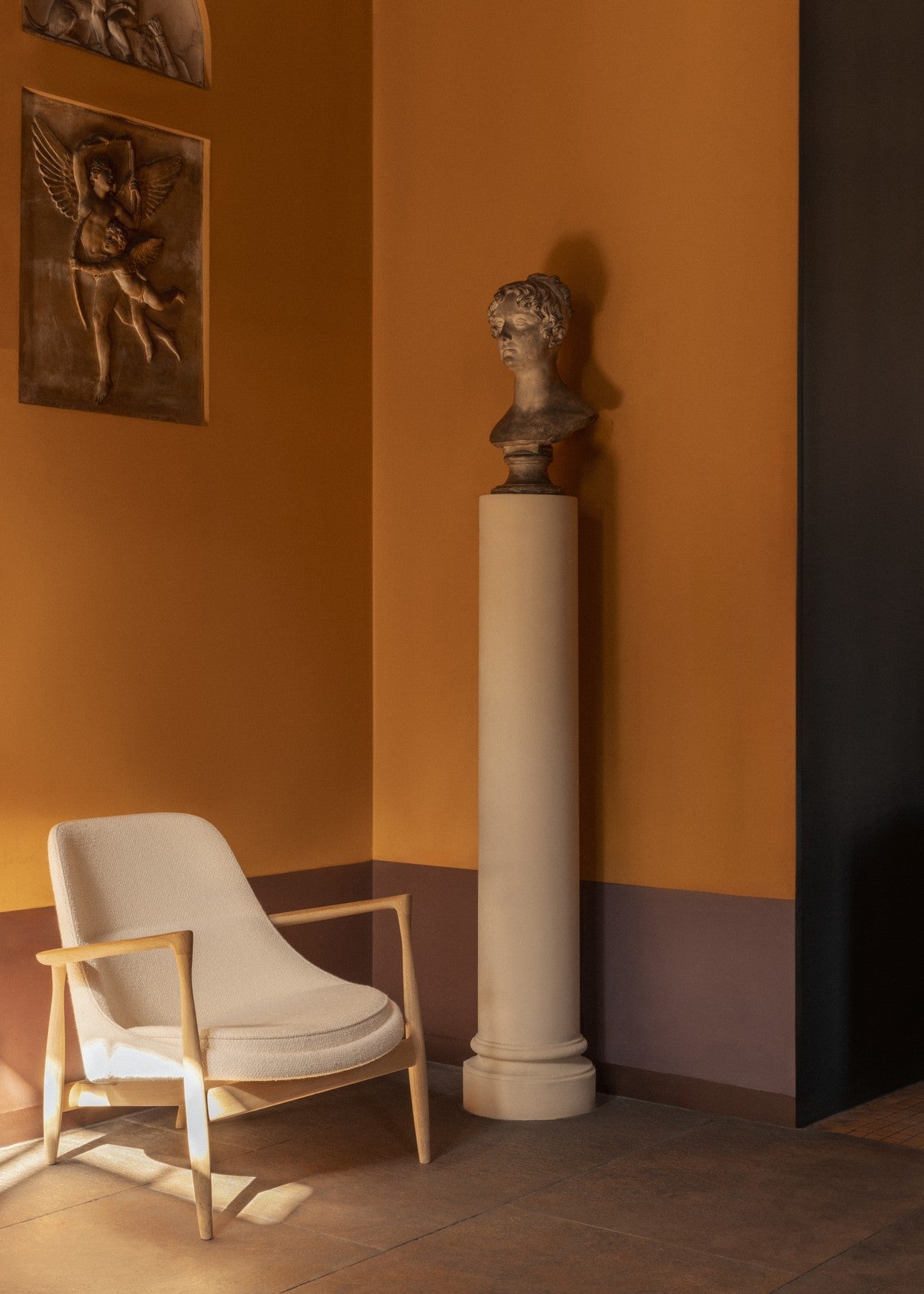 Sessel ELIZABETH cremefarben mit Eichenbasis