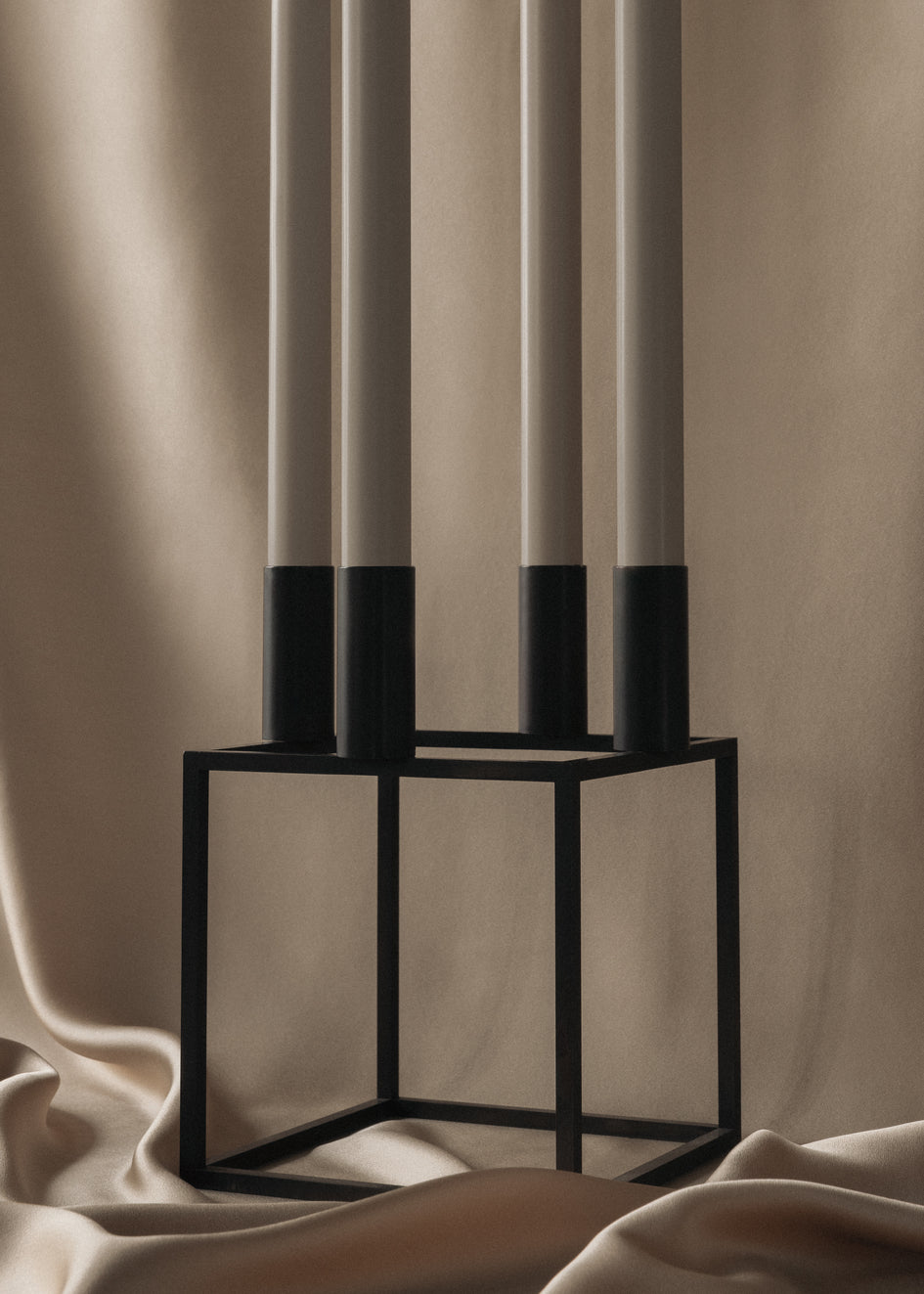 KUBUS Black Candle Holder