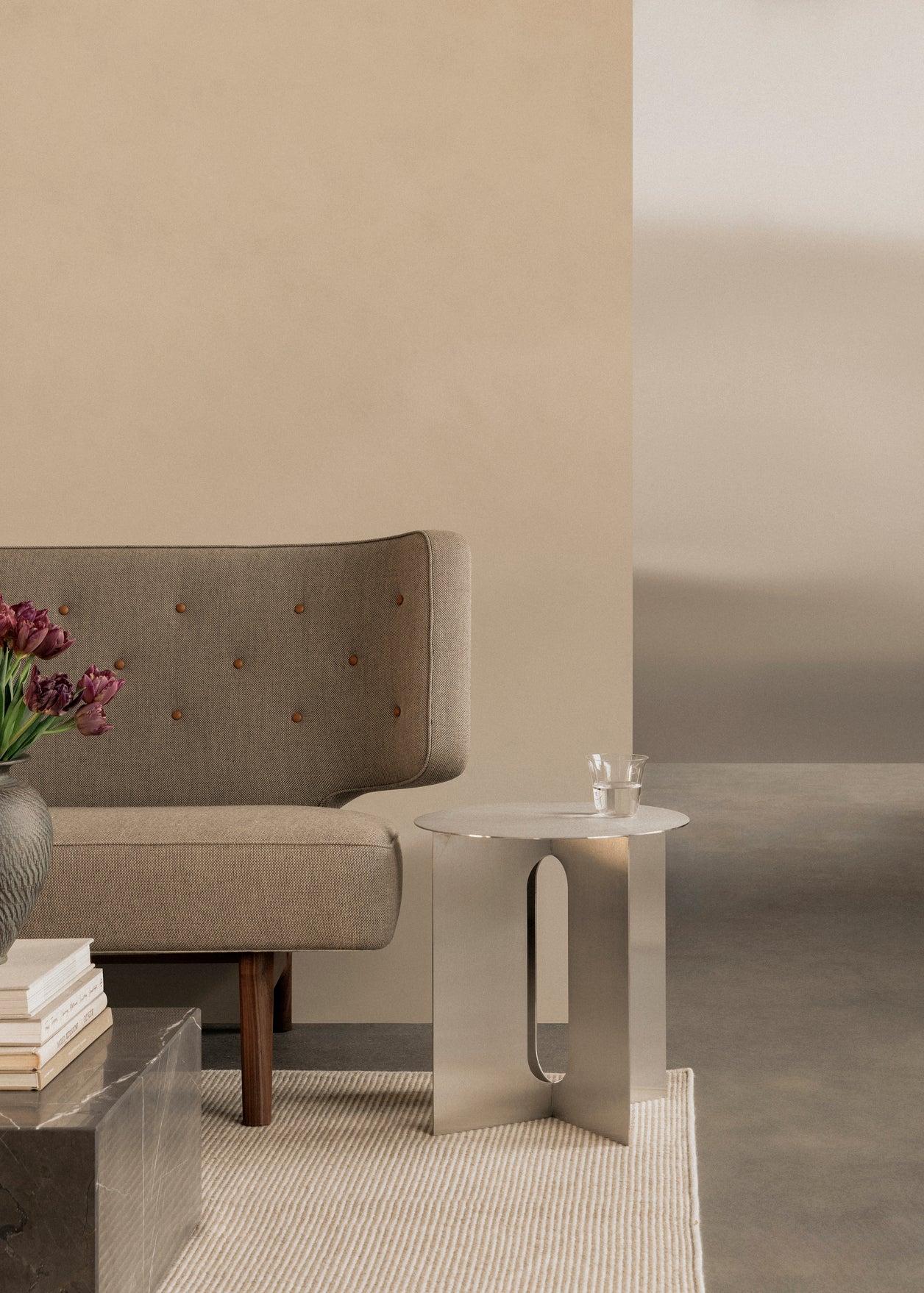 ANDROGYNE Steel Side Table