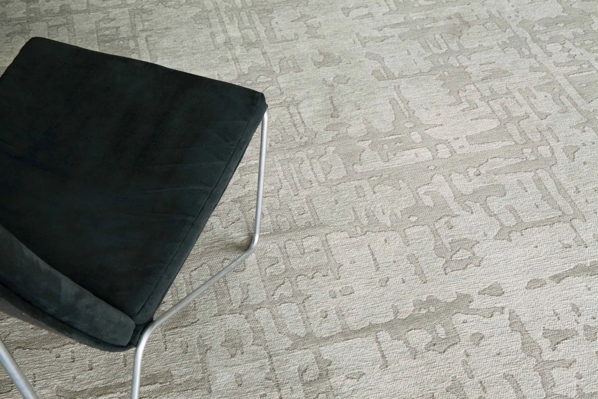 BAOBAB BLACK WATER Oval Rug Black