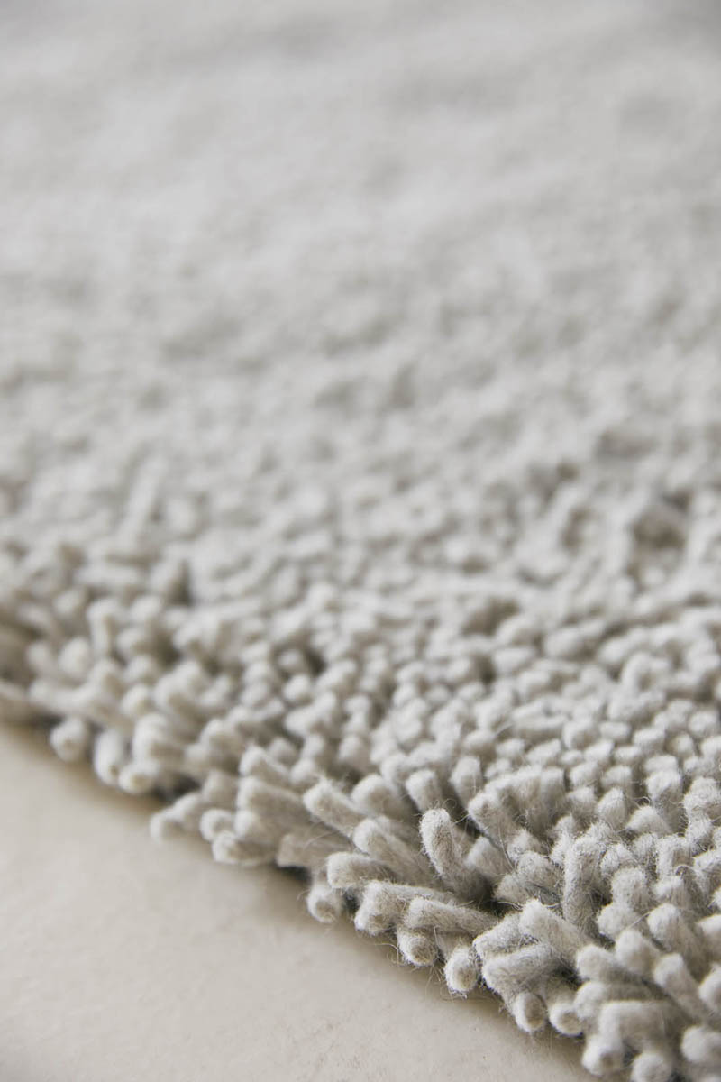 Teppich GRAVEL grau mit langem Flor