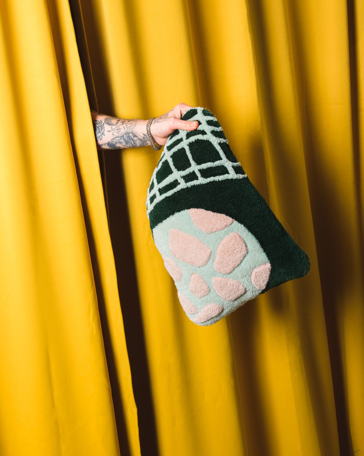 Decorative pillow BLUE MOON black with mint