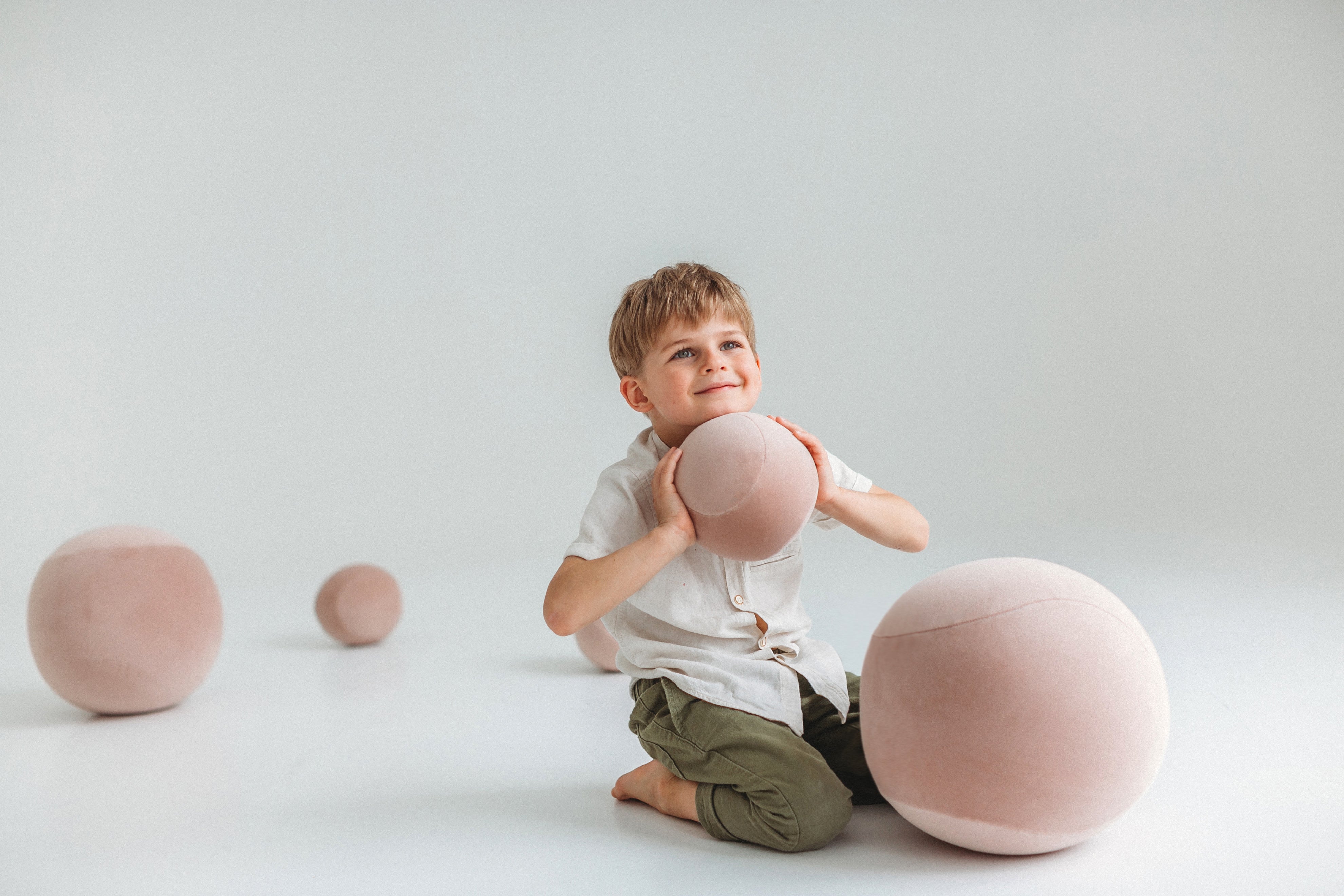 Upholstered Children's Pouf BABY SPHERIC