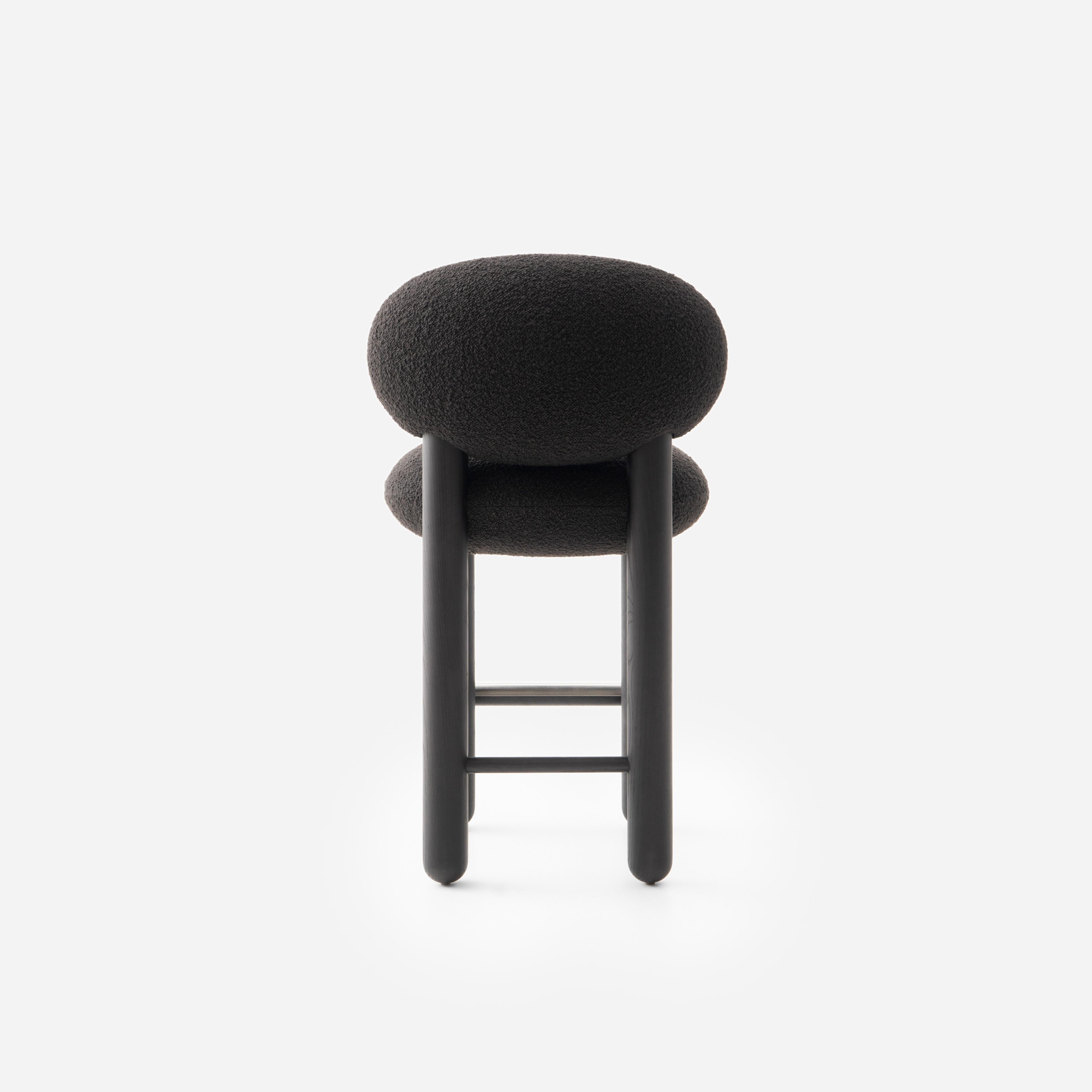FLOCK CS2 upholstered bar stool with wooden base