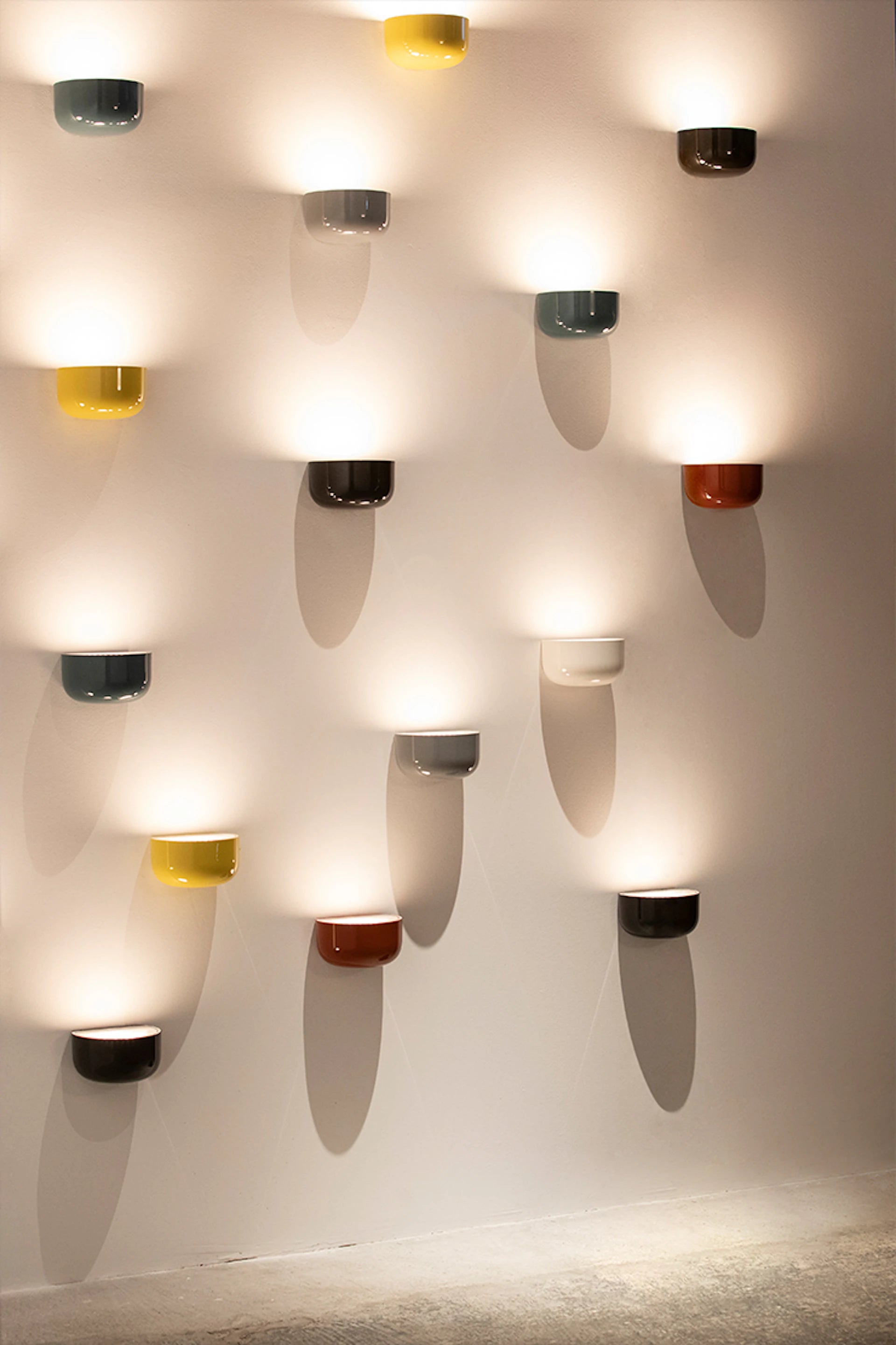 BELLHOP White Wall Lamp