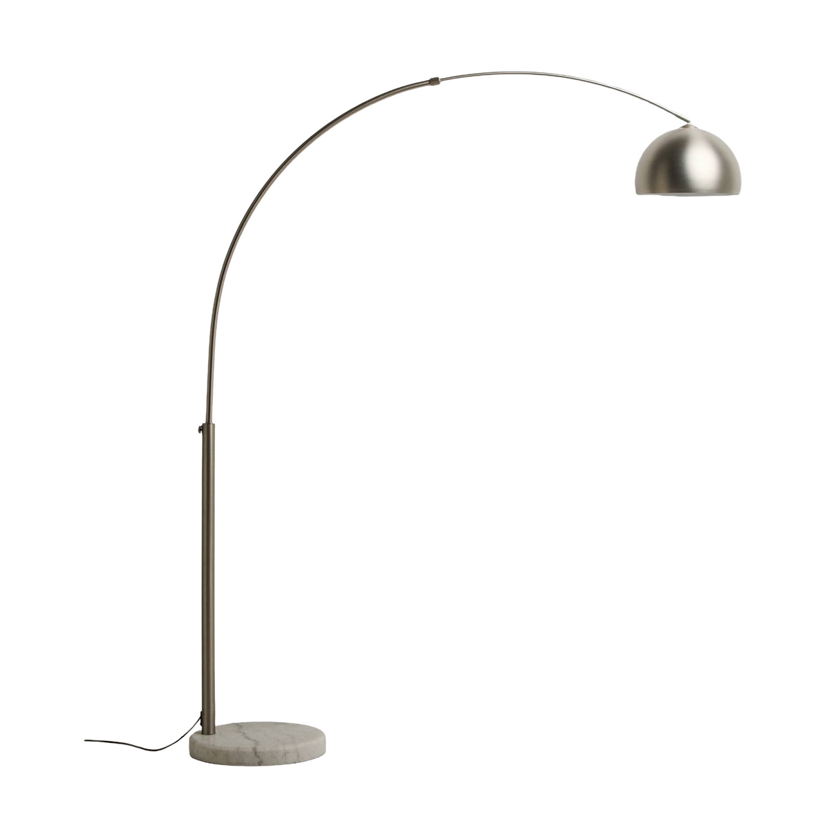 Bogen-Stehlampe MADALI aus gebürstetem Stahl mit weißem Marmorsockel