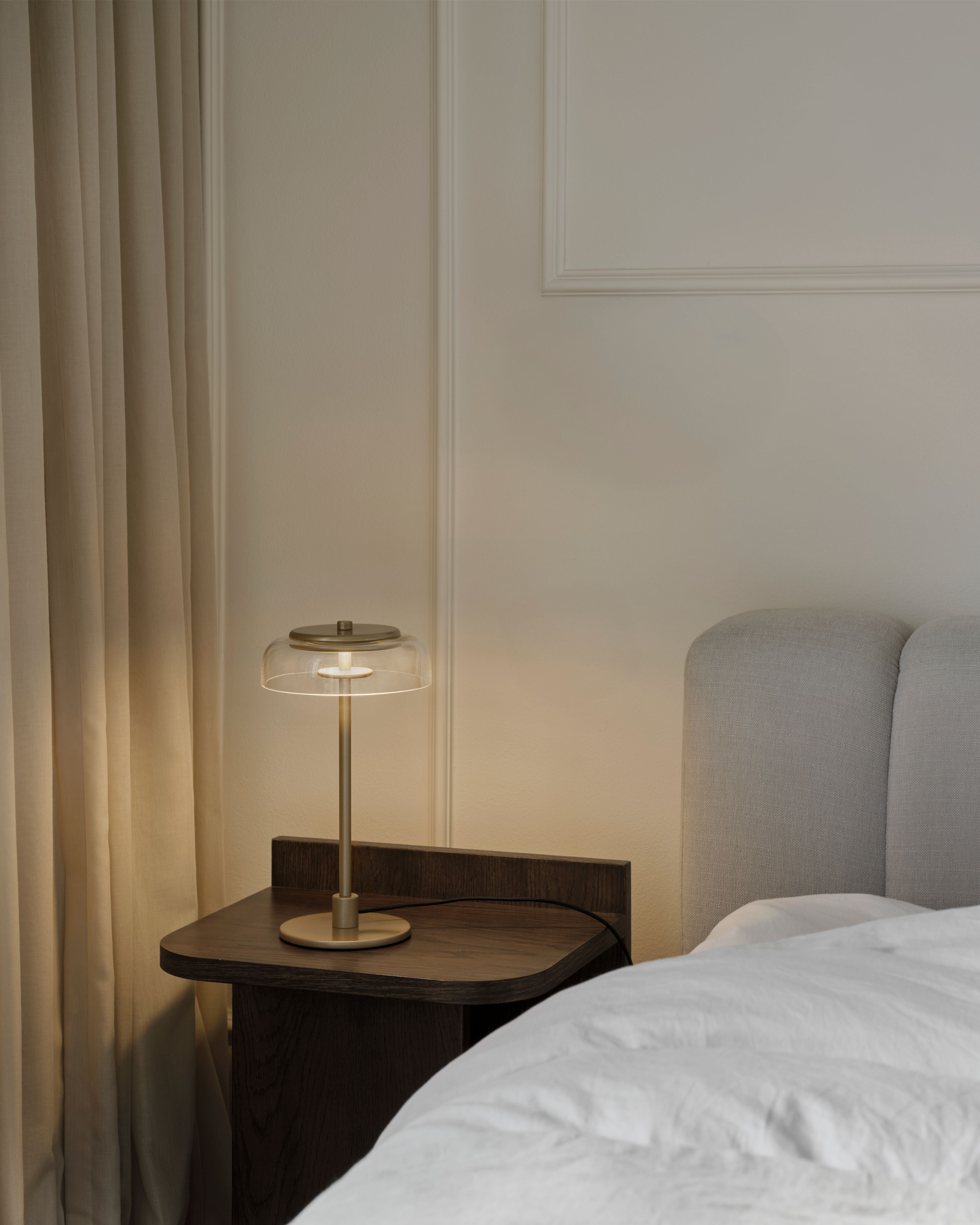 Tischlampe BLOSSI gold mit transparentem Glas