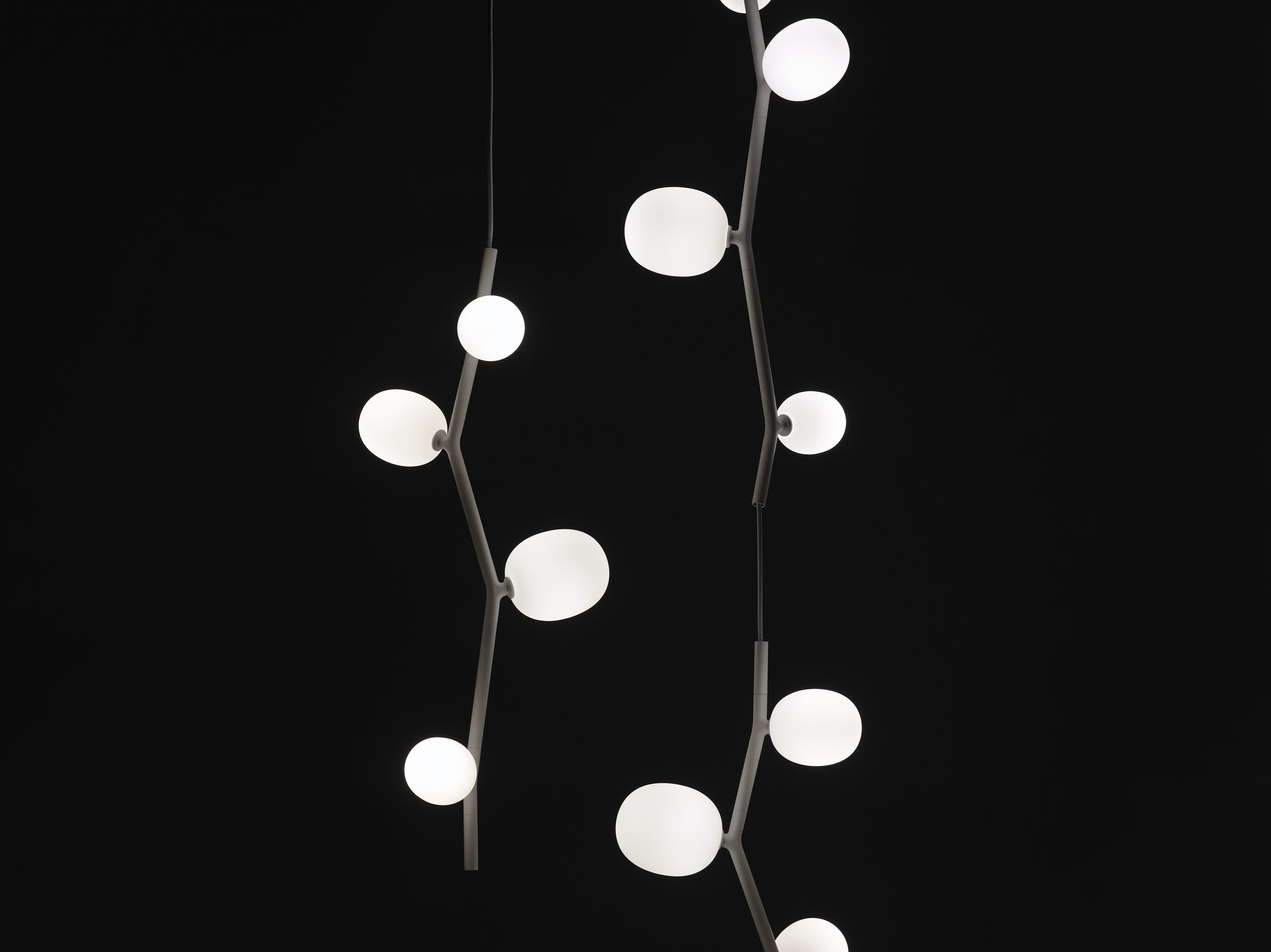 Efeu -Hanglampe - vertikales Mattglas