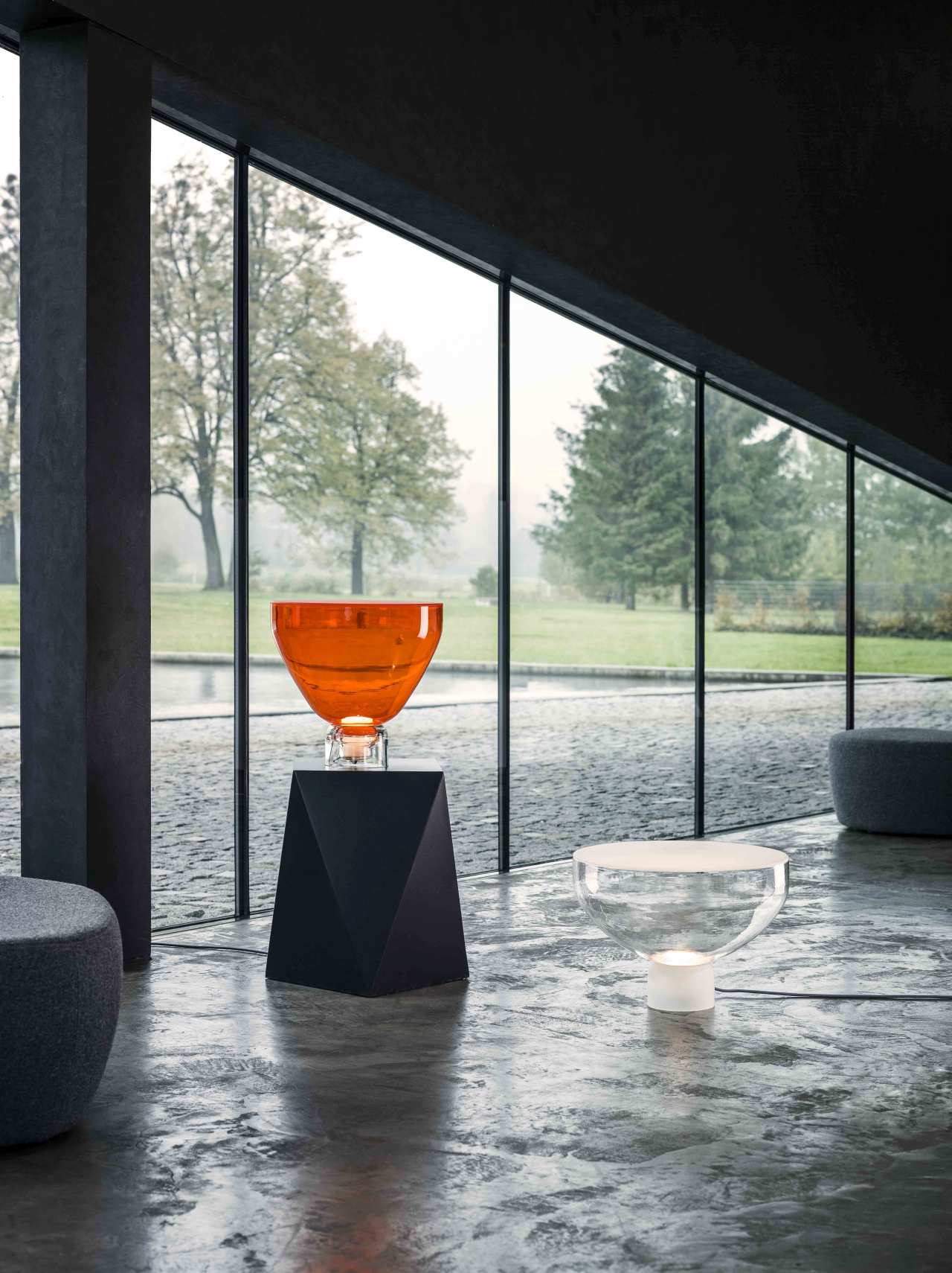 Lightline table lamp matte base