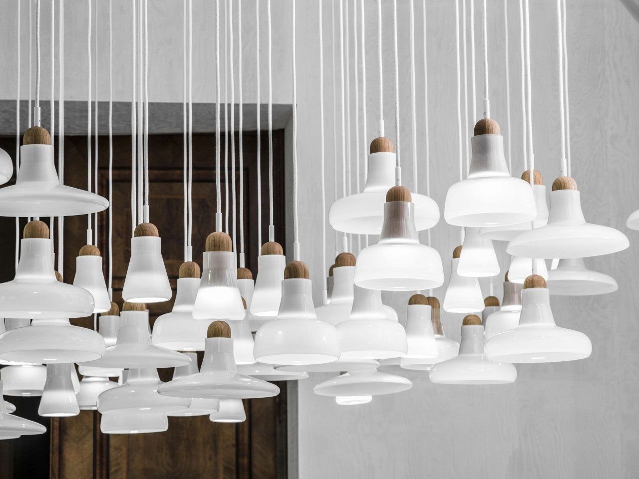 Shadows PC896 Shadows PC896 shiny glass