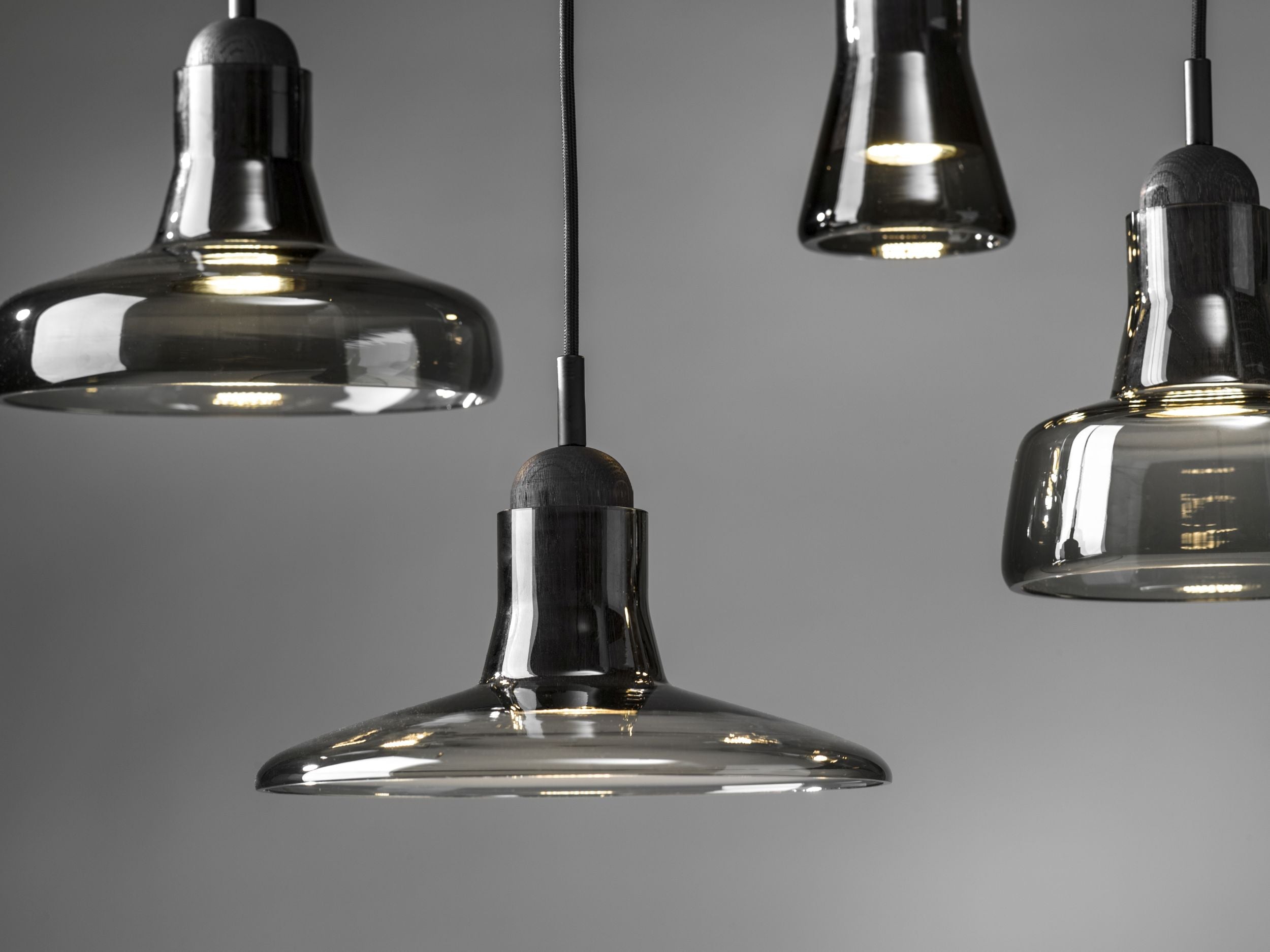 Schatten Hanging Lampe - Freies glänzendes Glas einstellen