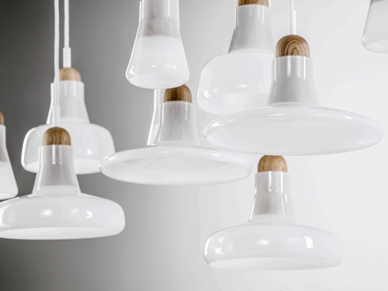 Schatten Hanging Lampe - Freies glänzendes Glas einstellen