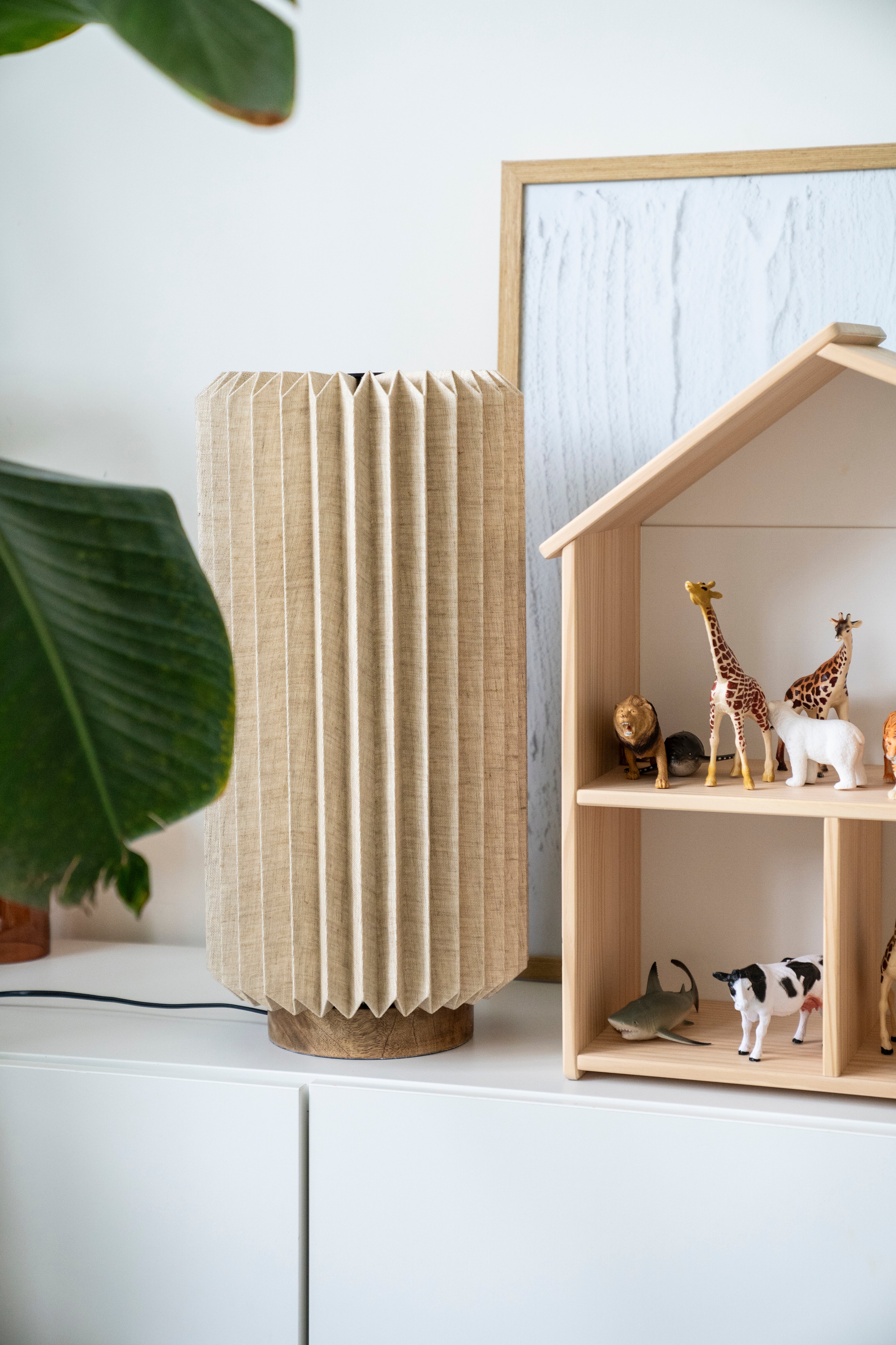 ZUKI Table Lamp in Paper and Linen with Wooden Base