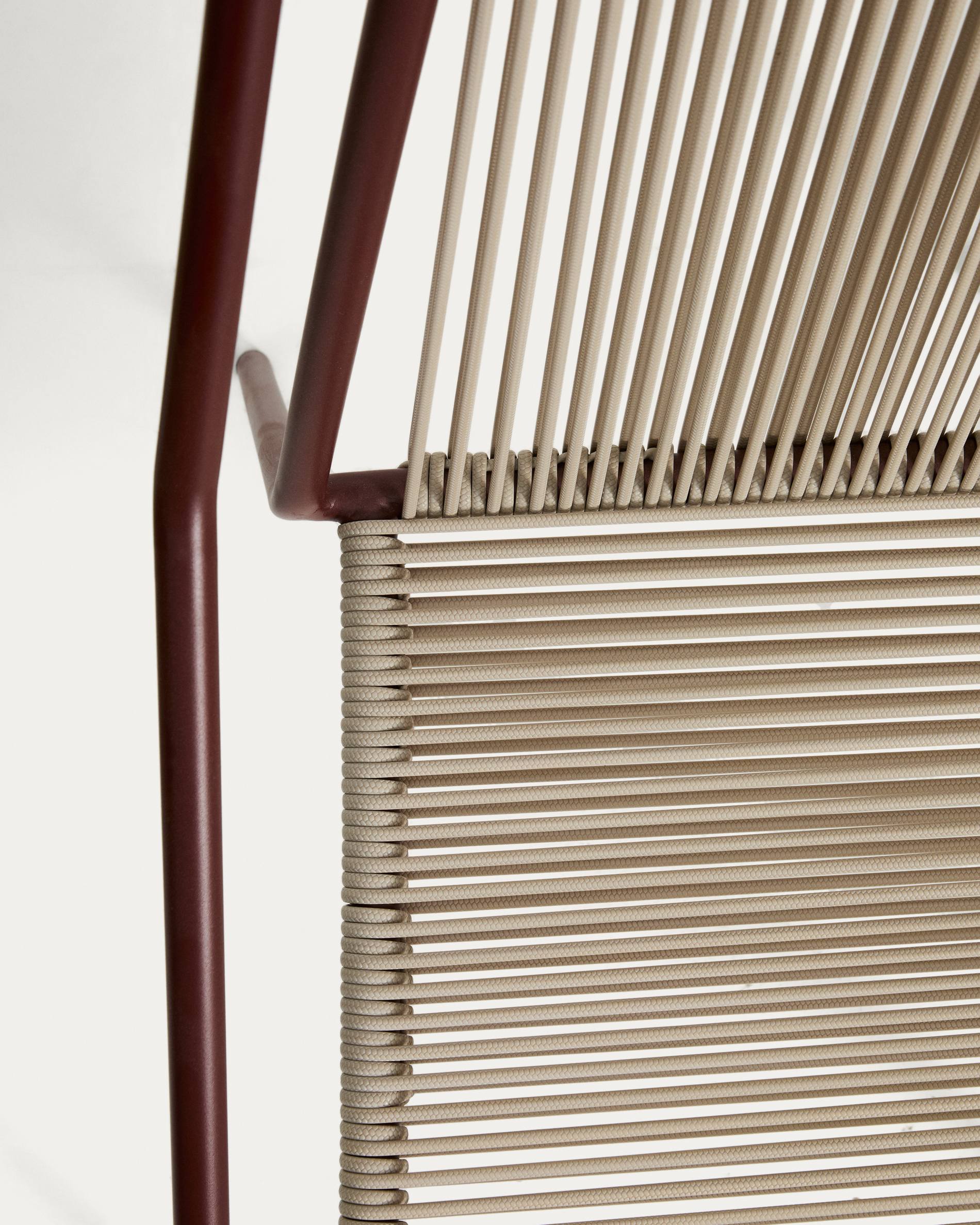 Gartenstuhl ZIVIA ecru mit bordeauxfarbenem Gestell