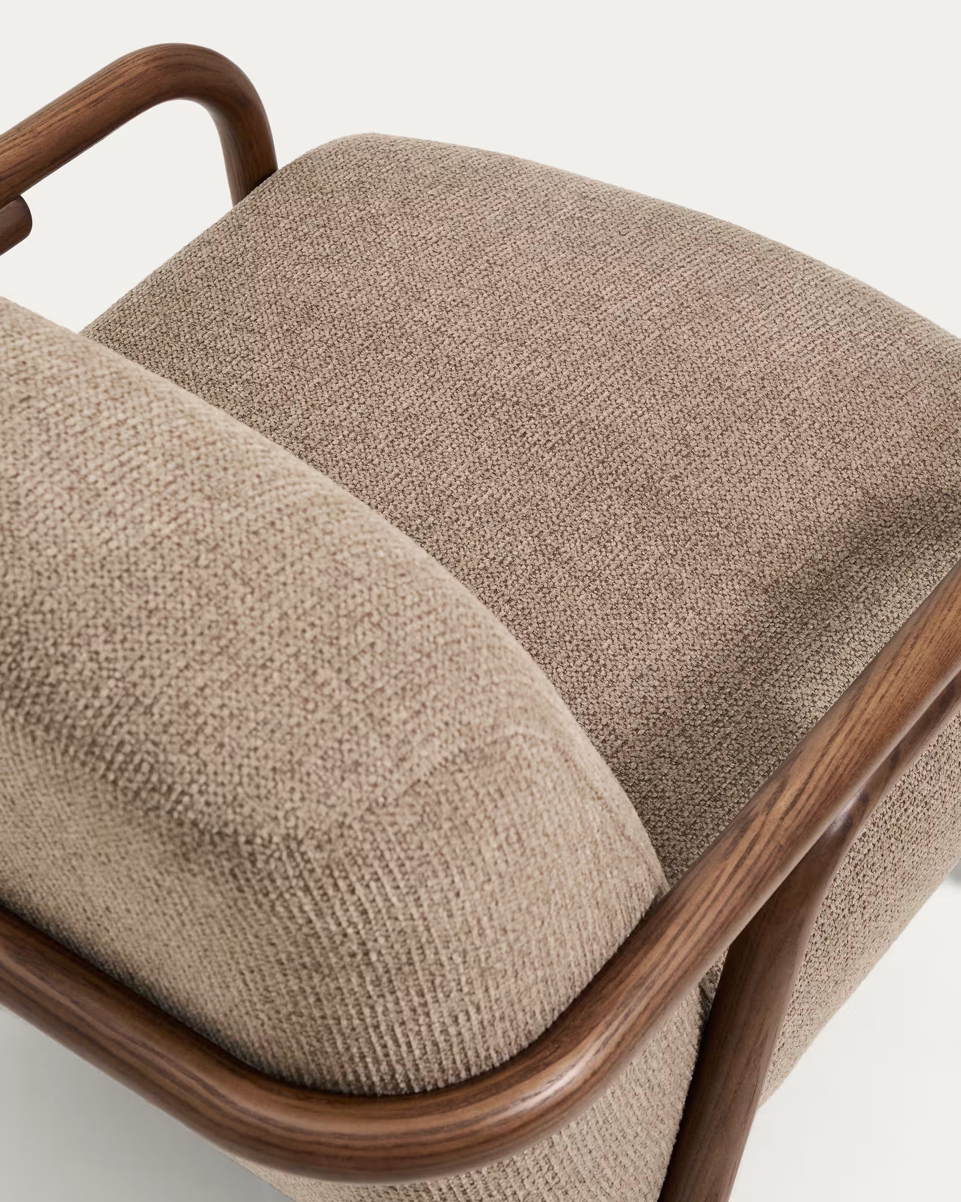 Sessel SYLO taupe mit dunklem Eschenfuß