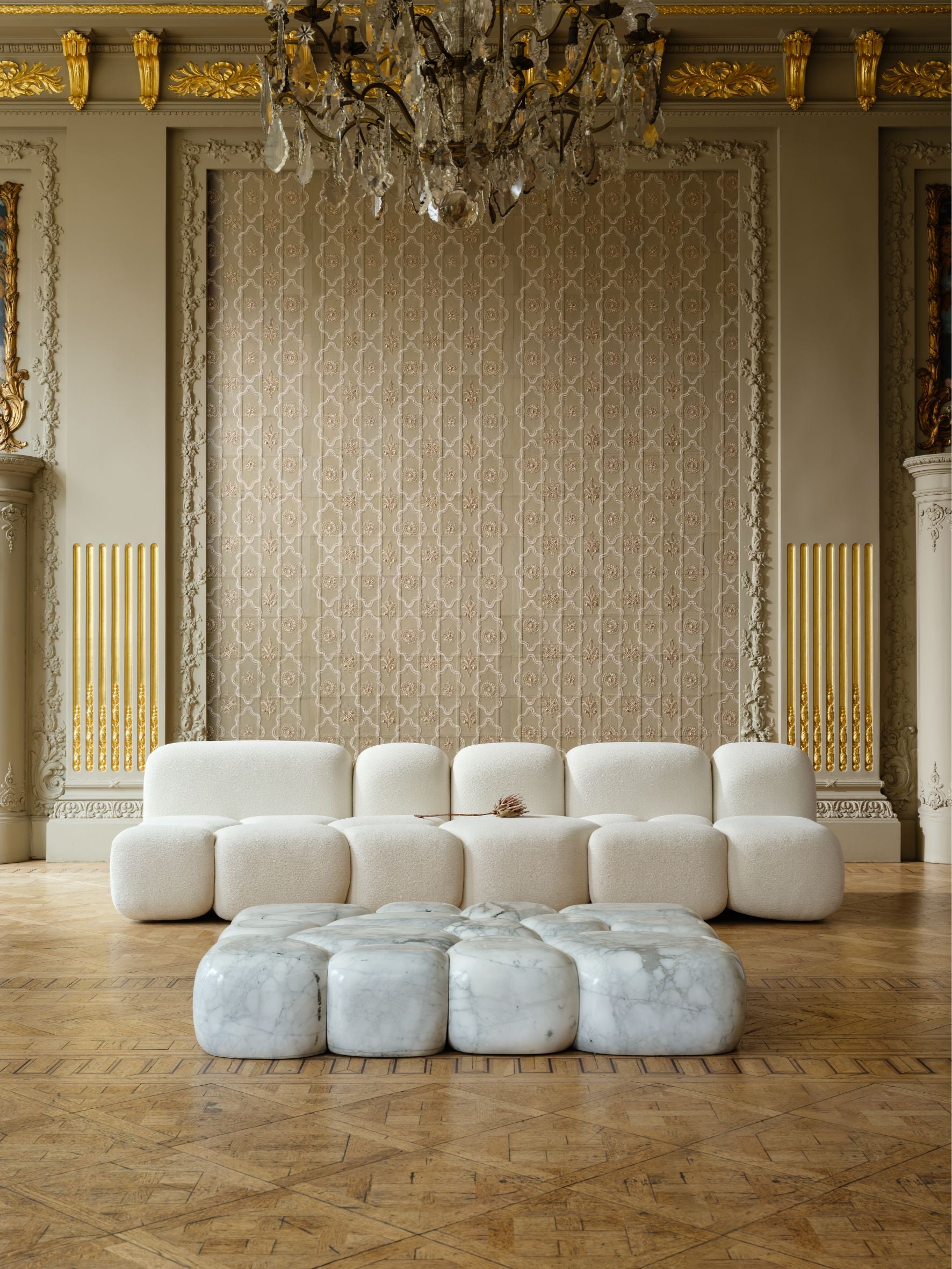 Geometrisch gemusterte natürliche Leder-Tapete DUCTIA beige