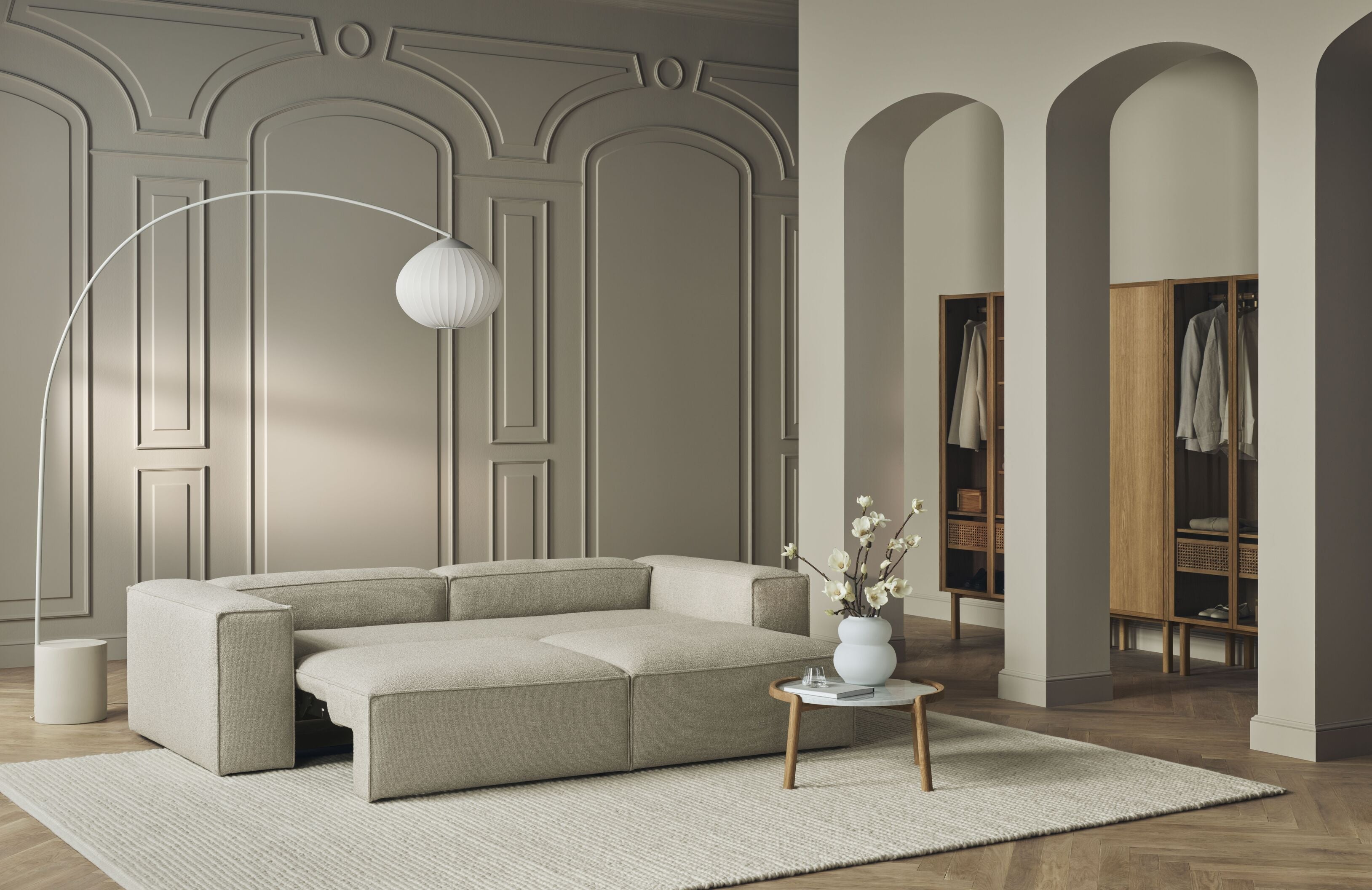 Links -sieitete Klapperecke Cosima -Bett gepolstert