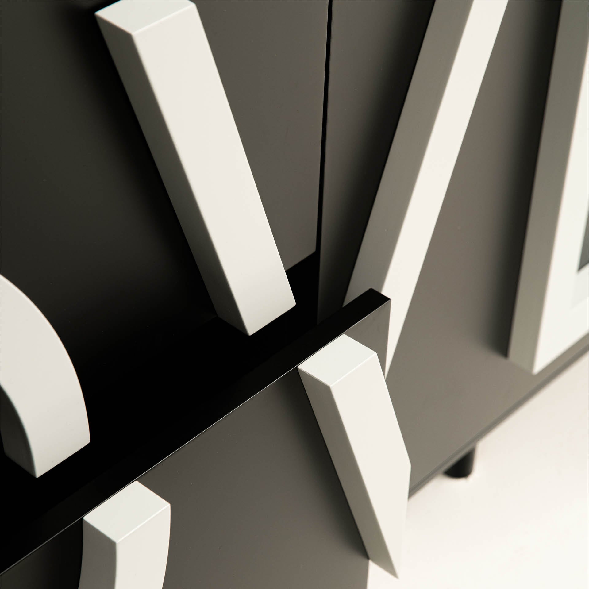 Chest of drawers Love black