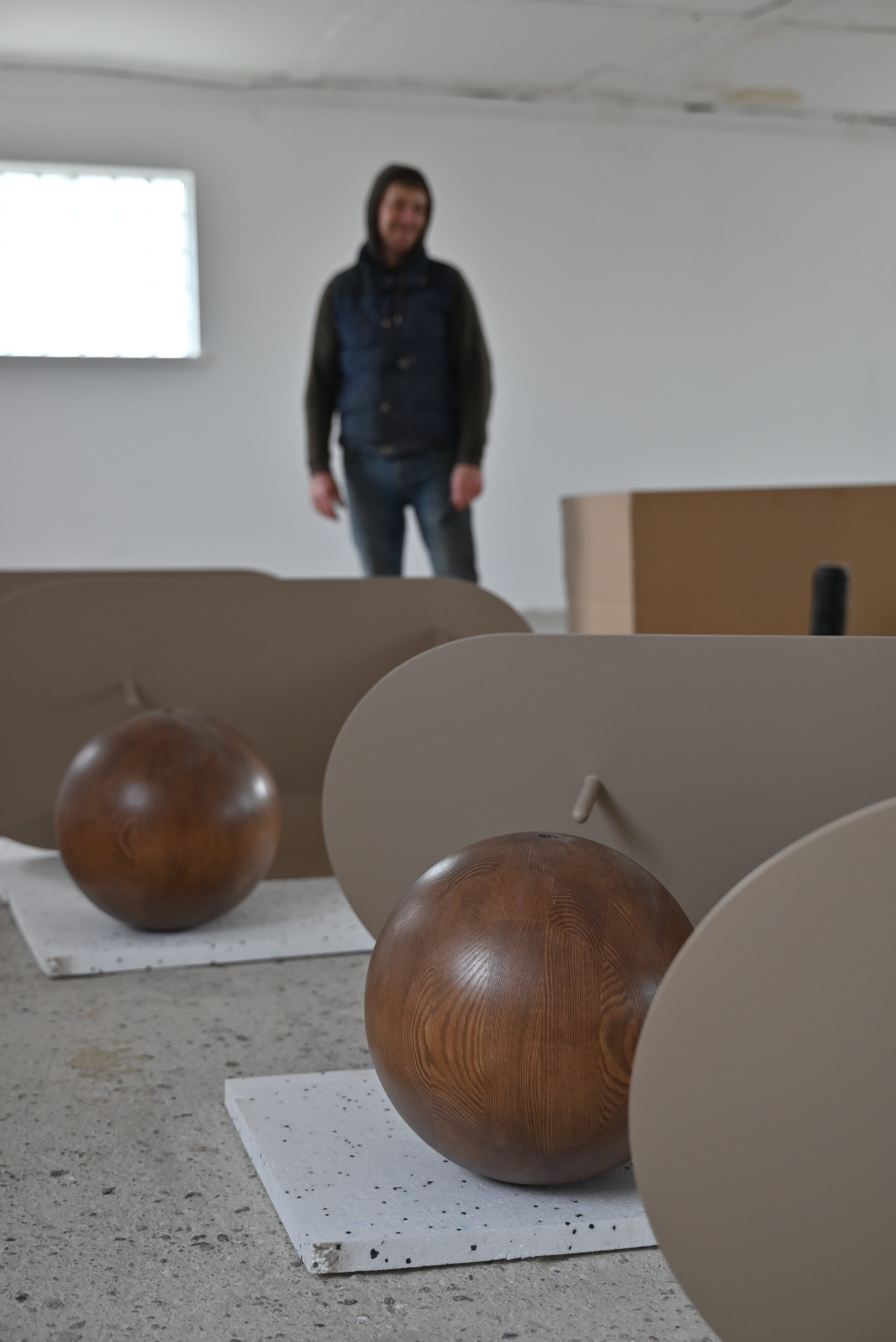 Kaffeetisch FUKU LONG aus Stahl und Holz