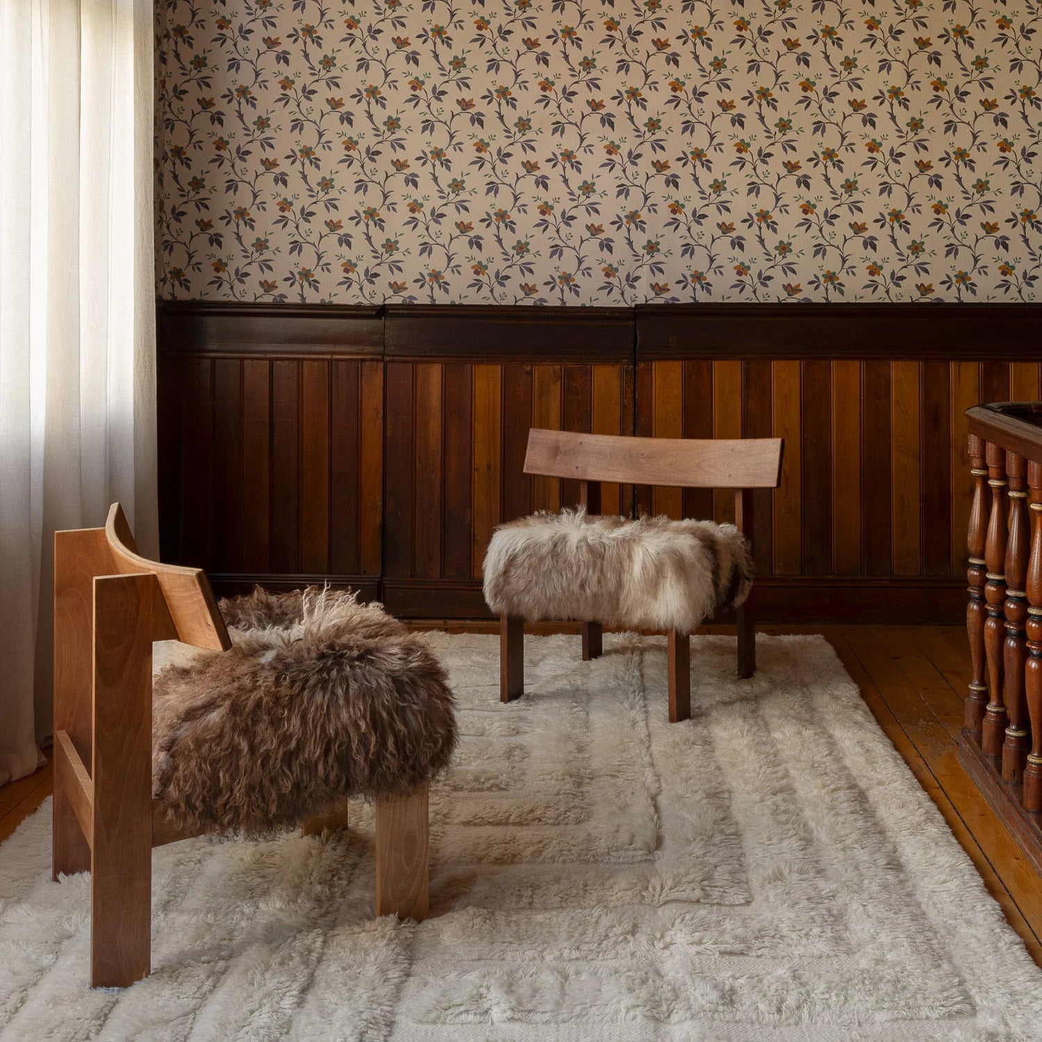 SHAGGY LABYRINTH white rug with long pile