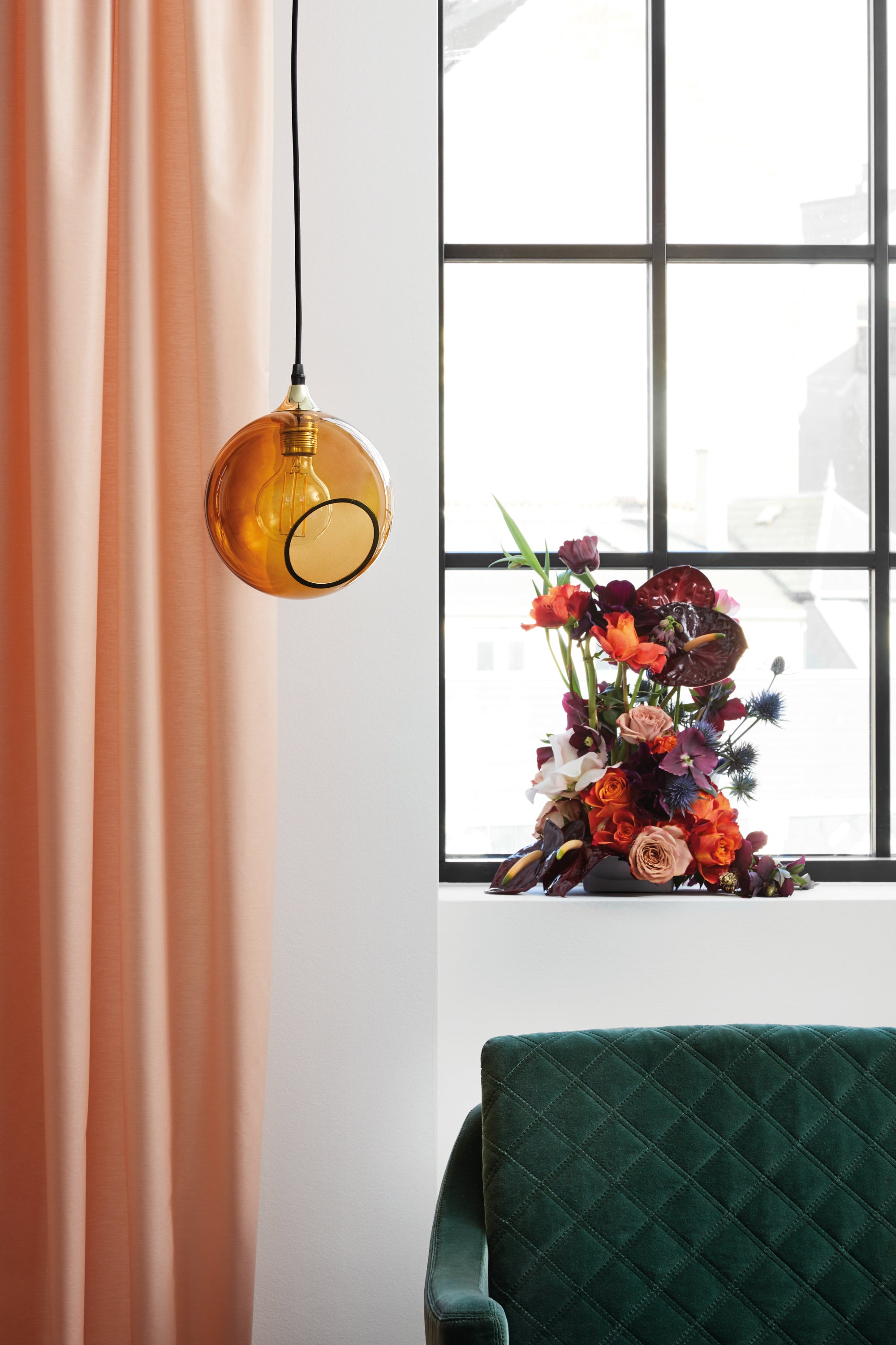 BALLROOM pendant lamp in amber with gold finish