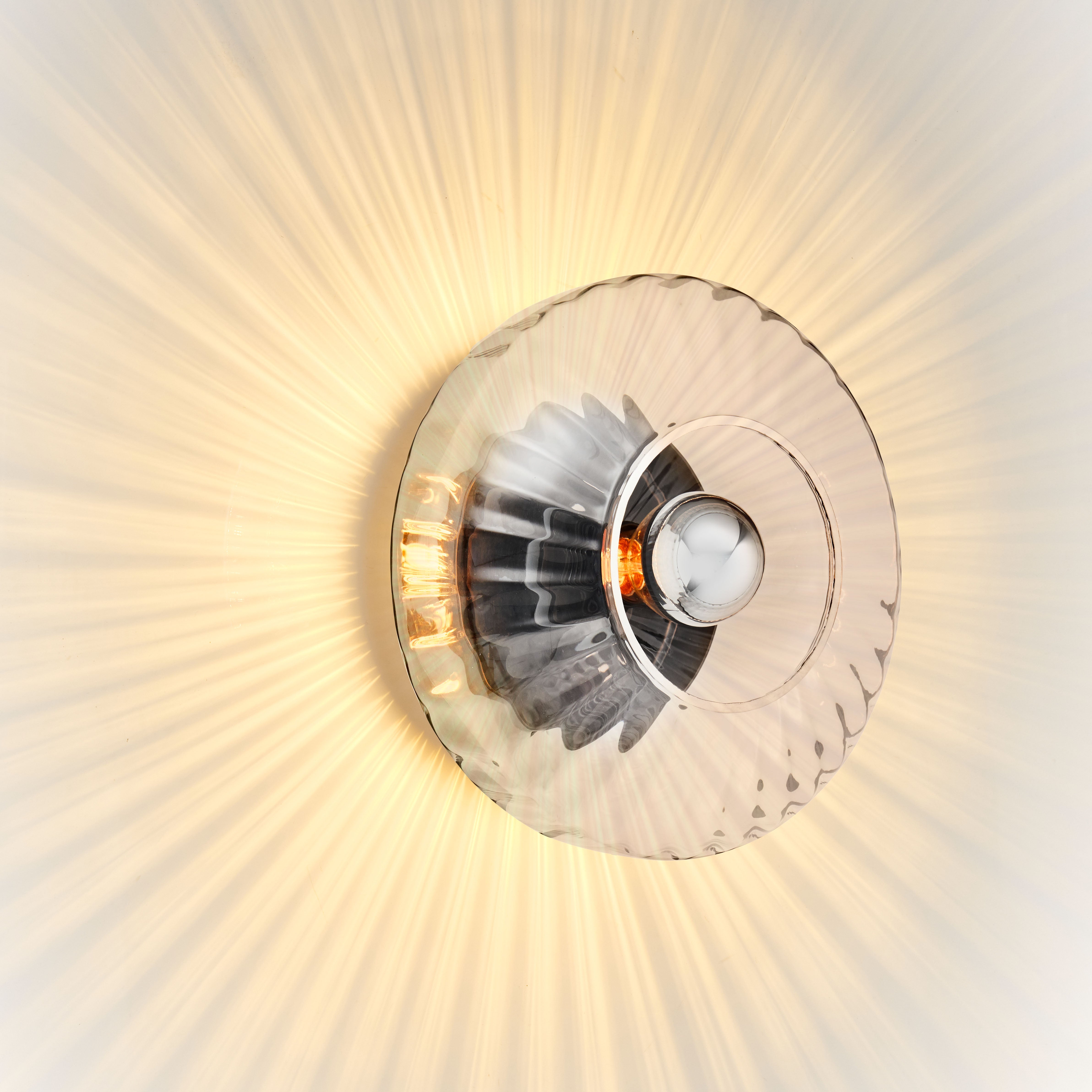 Wandleuchte NEW WAVE OPTIC aus Glas