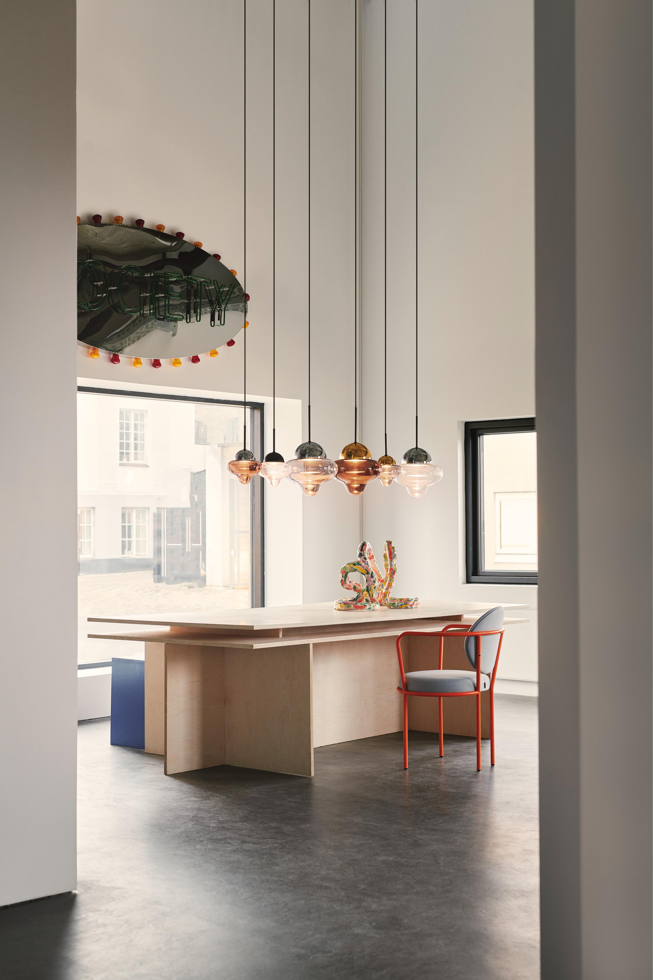 Pendelleuchte NUTTY braunes Glas mit goldener Veredelung