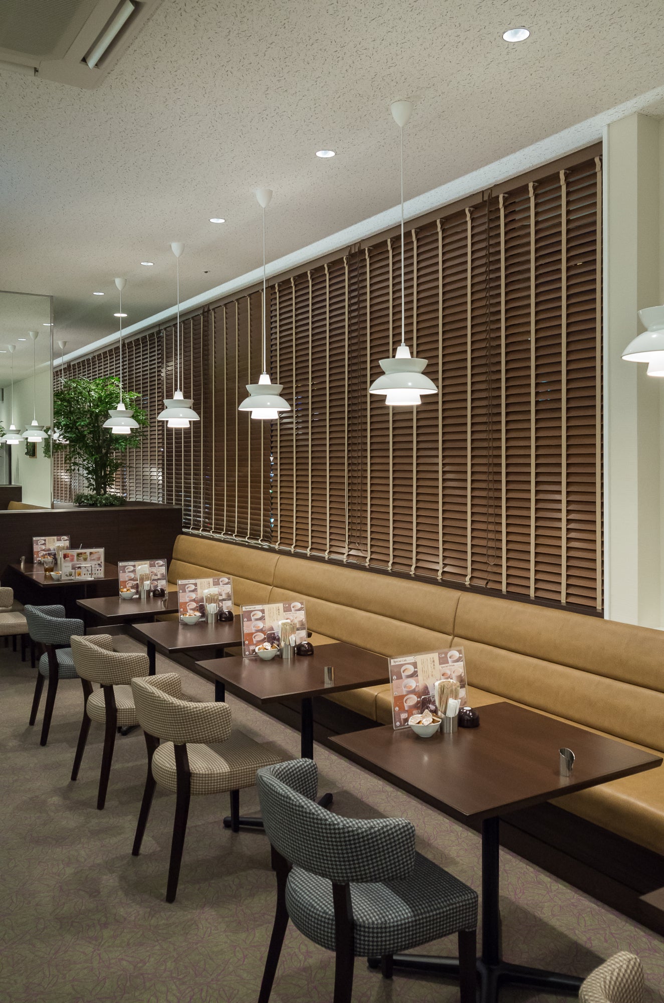 DOO-WOP white pendant lamp