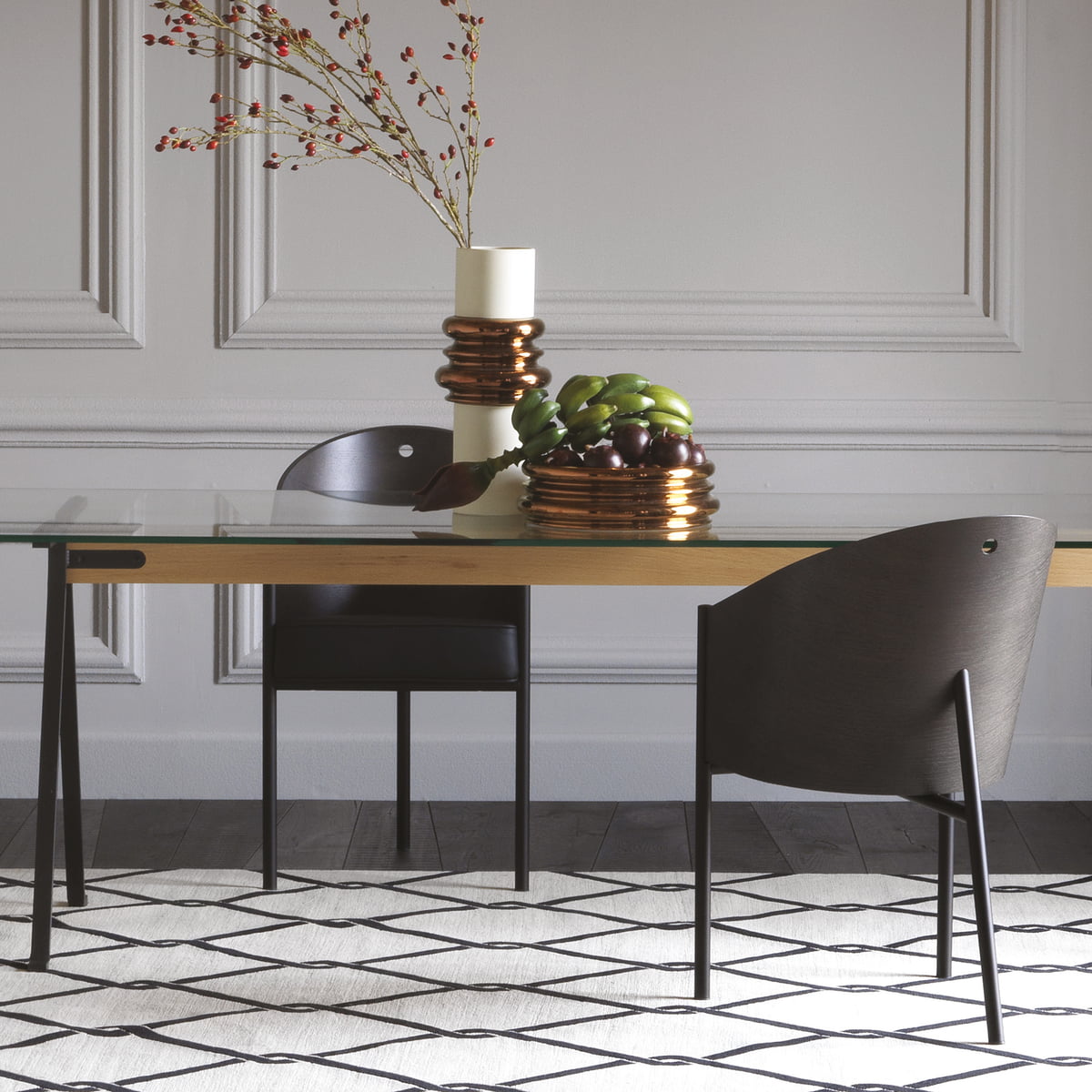 Kosten Stuhl schwarzer Eichenfurnier mit schwarzem Leder