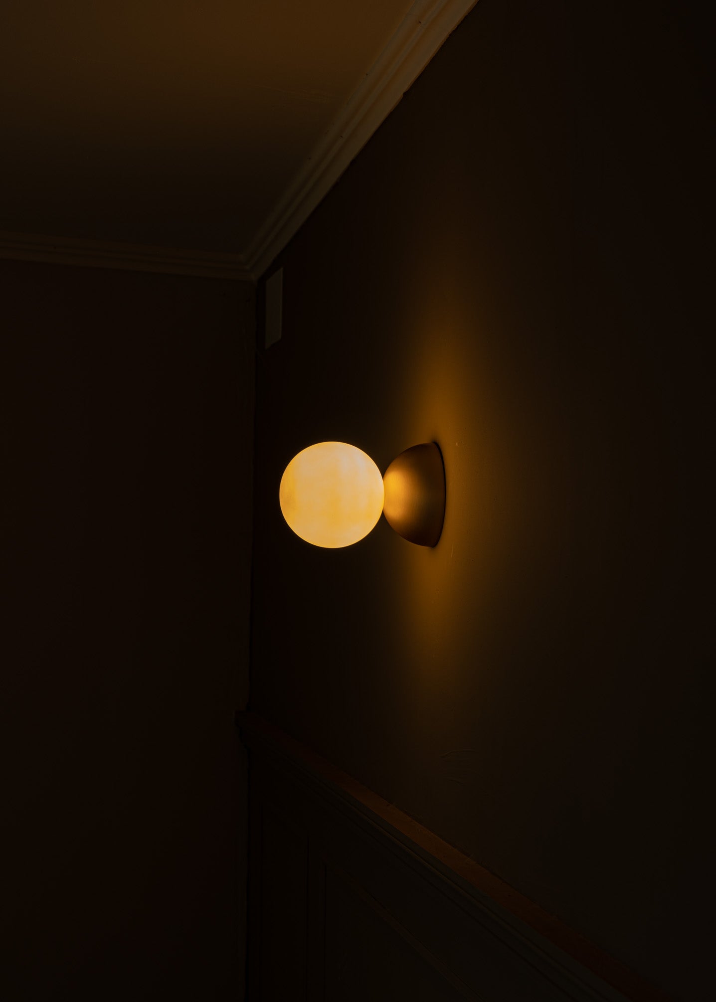 Wall lamp EKLIPSO brass
