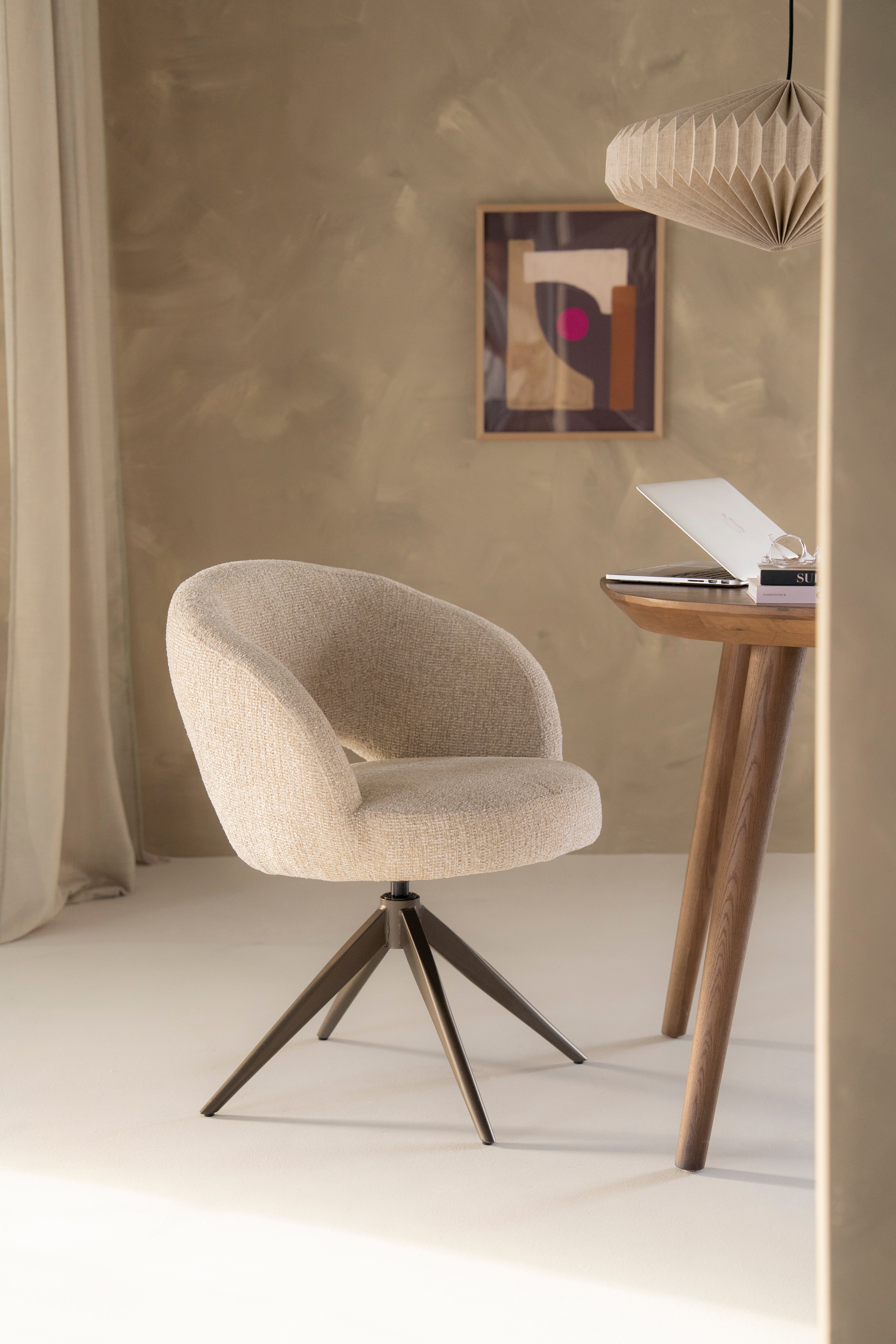 Drehstuhl ALISSA beige mit dunkelbraunem Fußteil