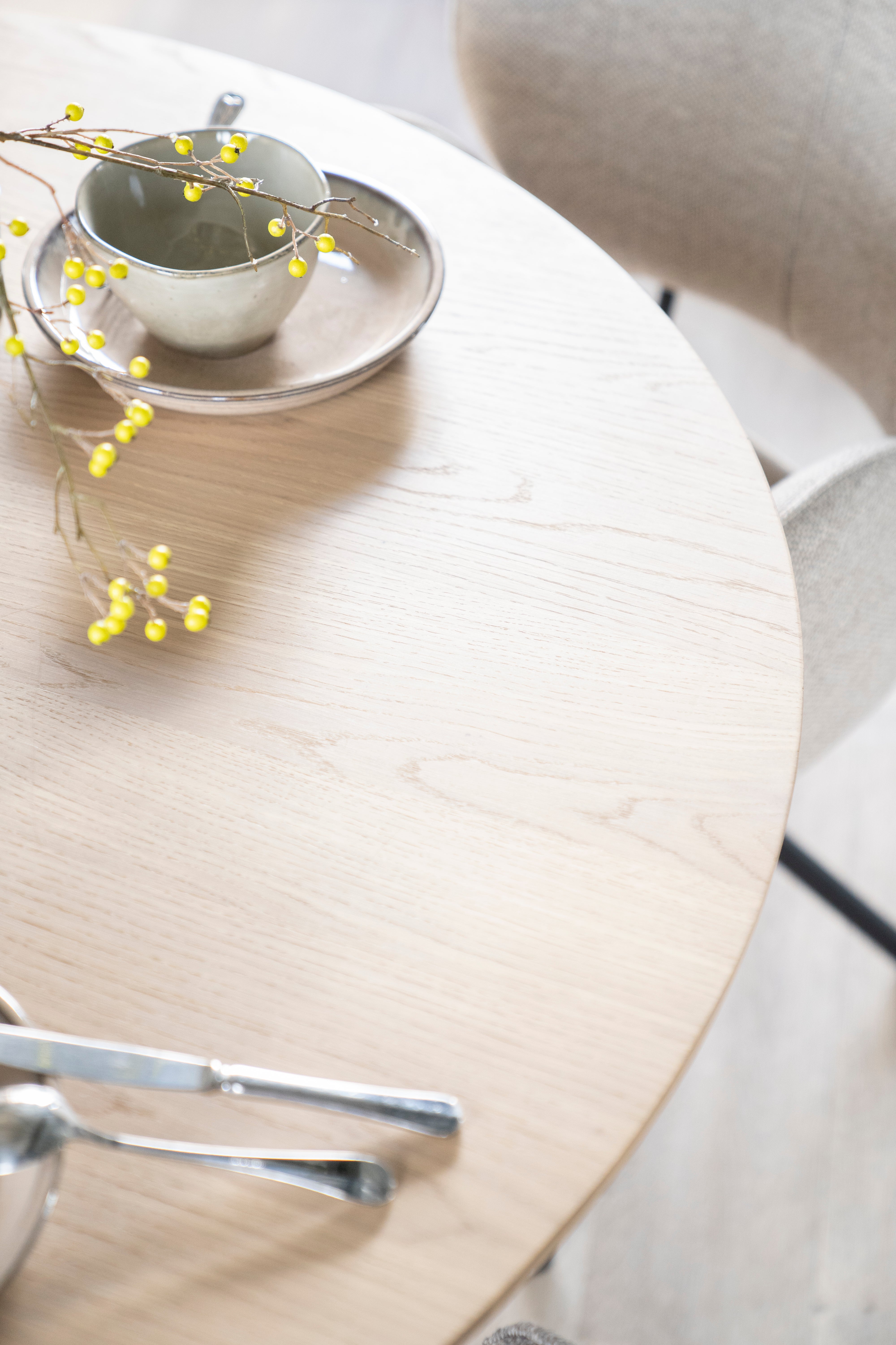 Round Table NOLA Oak Veneer