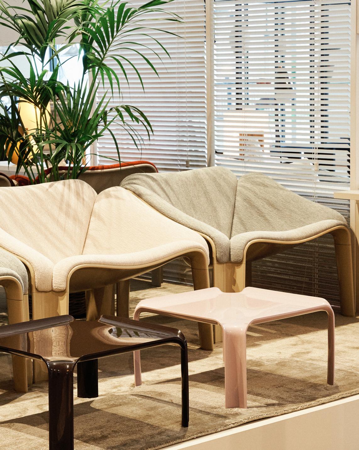 T877 Brown Coffee Table