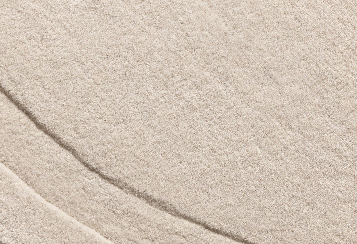 Ovaler Teppich NEO beige