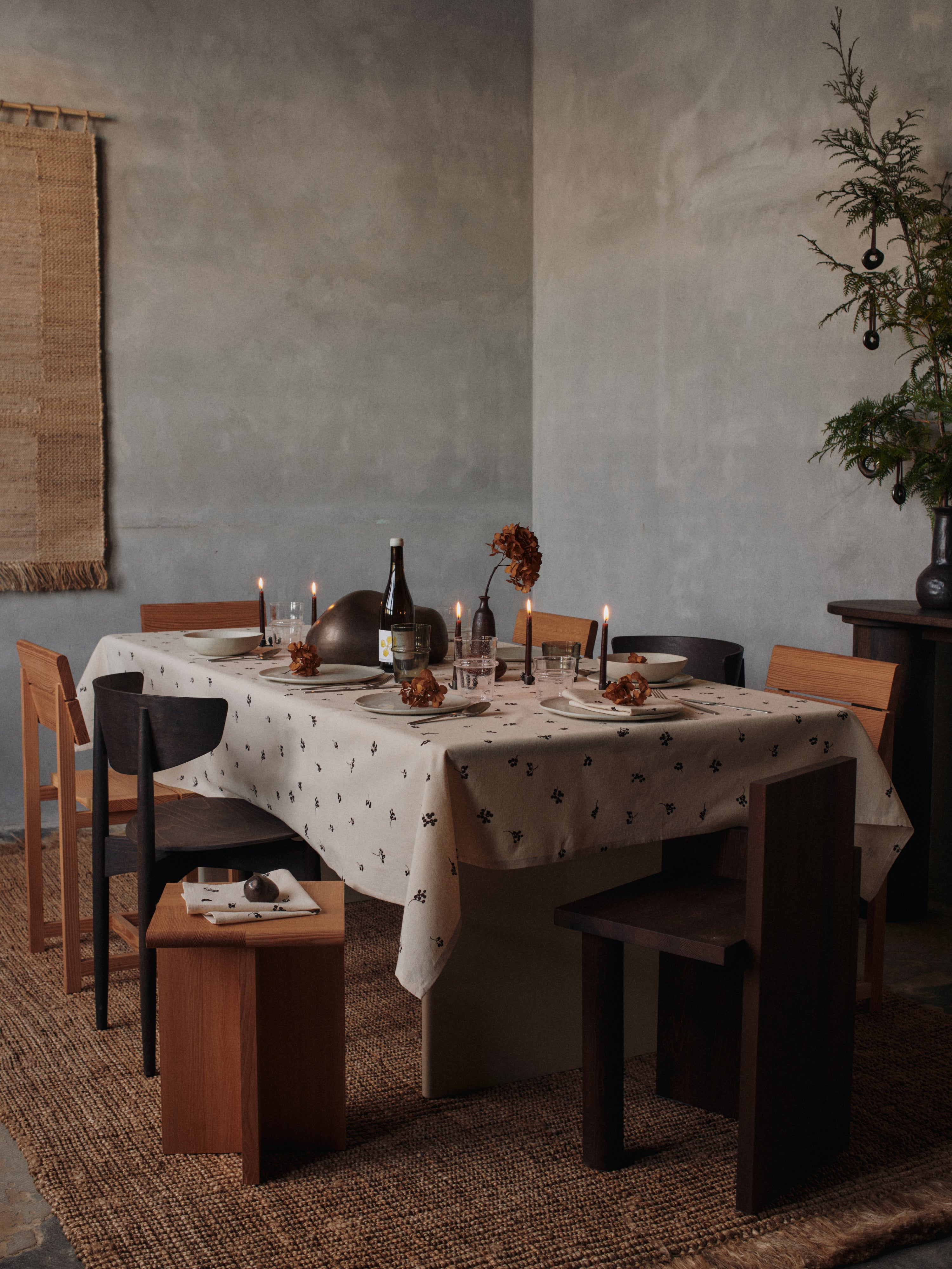 BAIES cream tablecloth with brown pattern