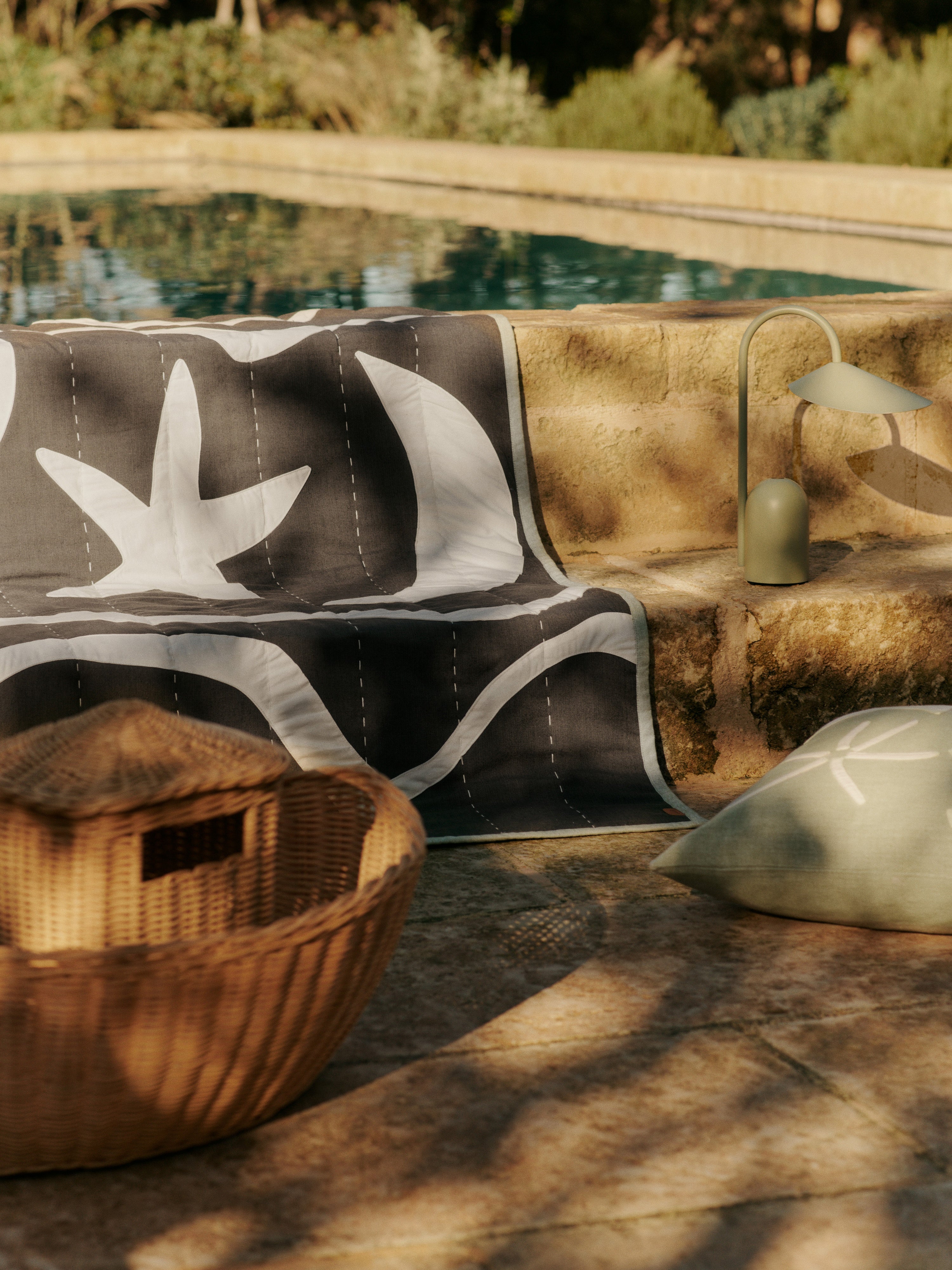 Tragbare Lampe ARUM matcha