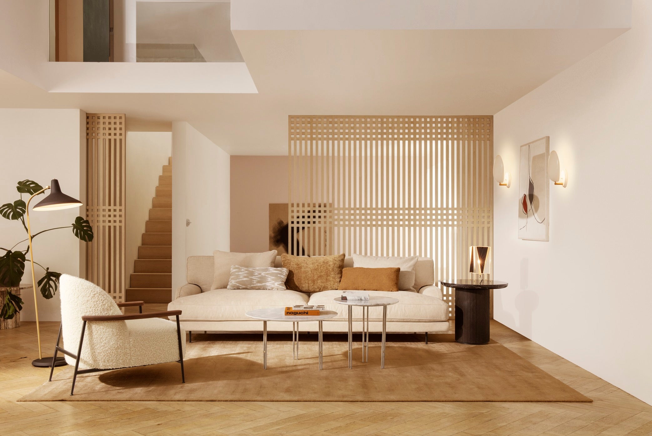 Stehlampe zum Lesen G-10 aus Messing mit Schwarz