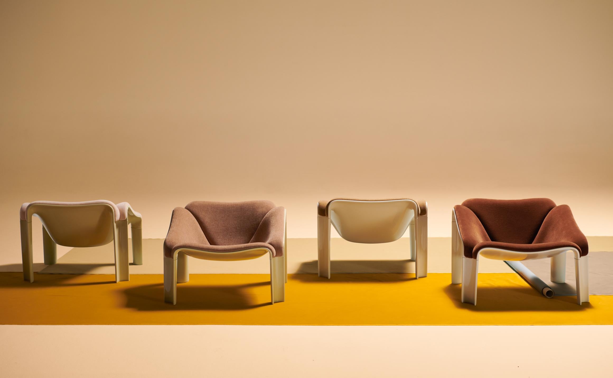 F300 Armchair Red with White Base [Amelia Revised]