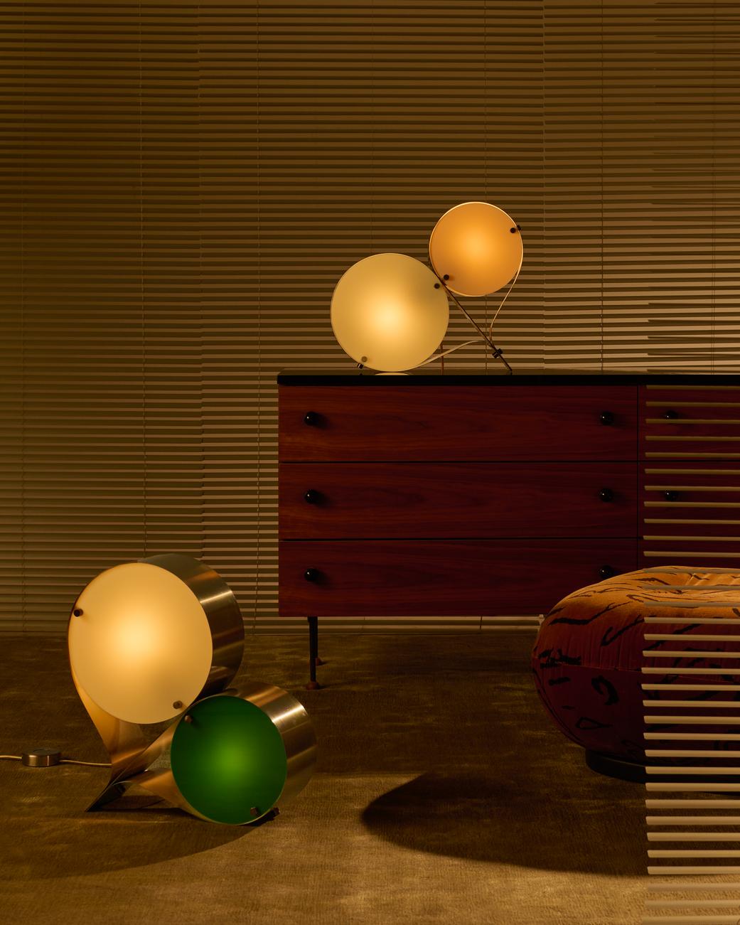 COPPIA cream table lamp with green