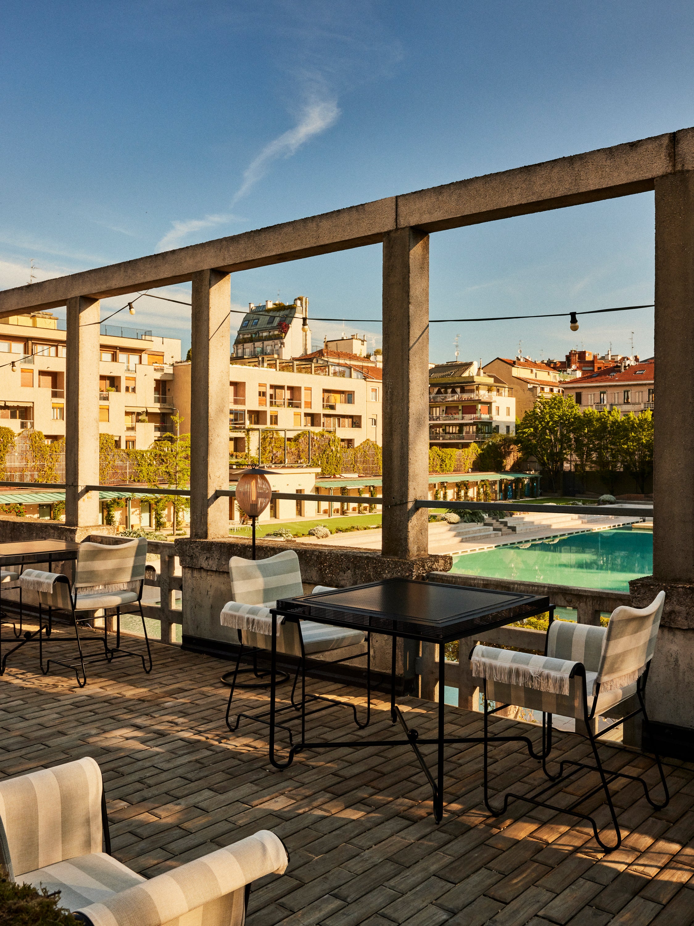 Mustard SATELLITE outdoor floor lamp