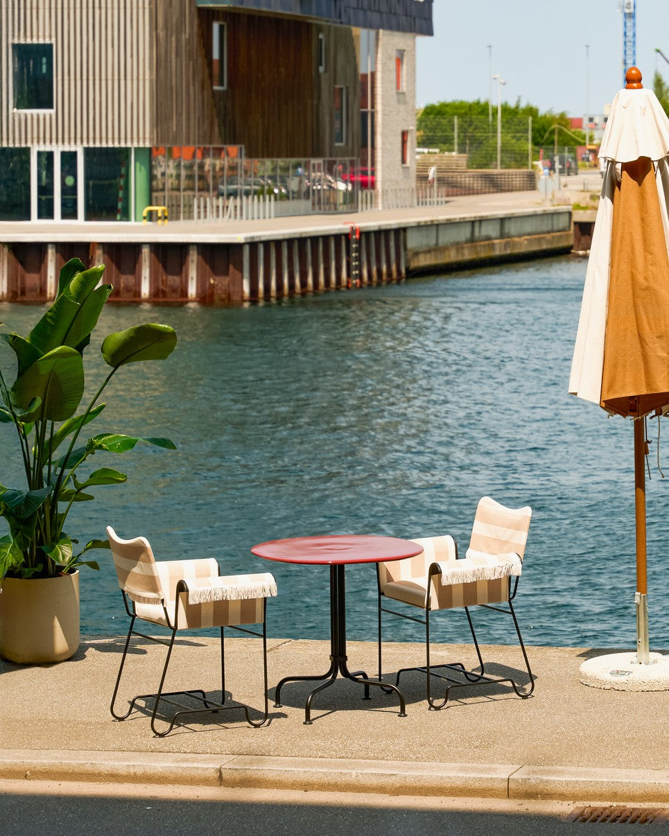 Gartentisch CARMEL bordeauxfarbene Keramik