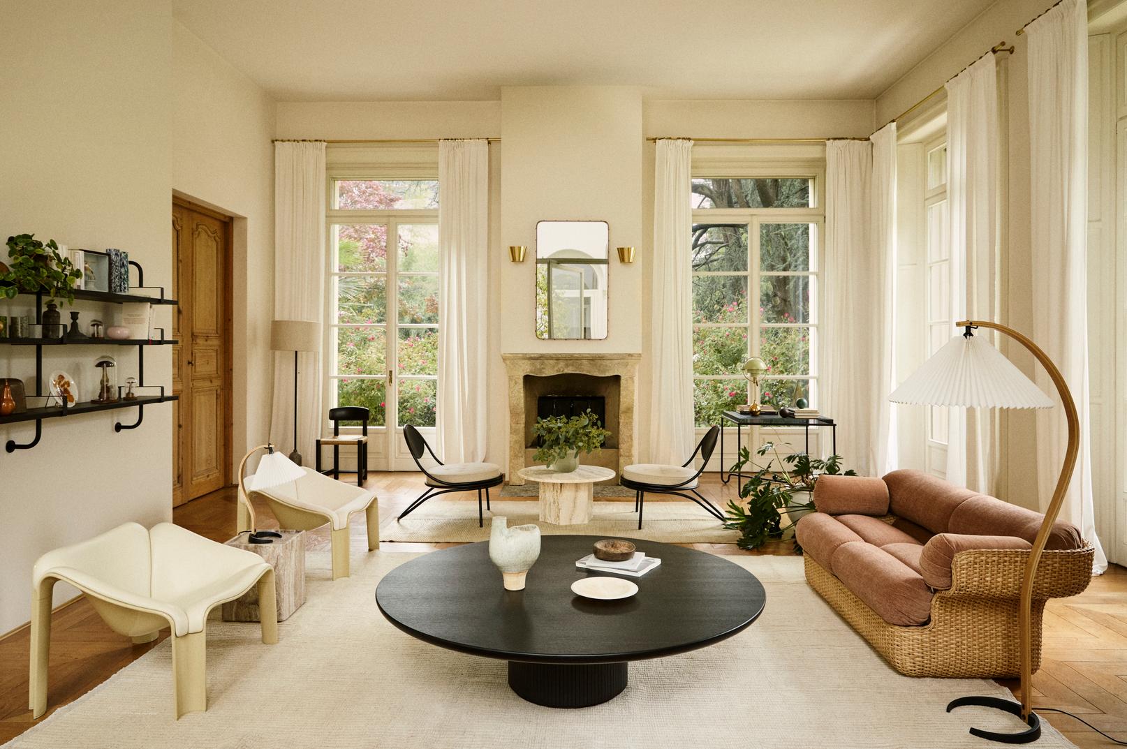 MOON coffee table black oak veneer and marble