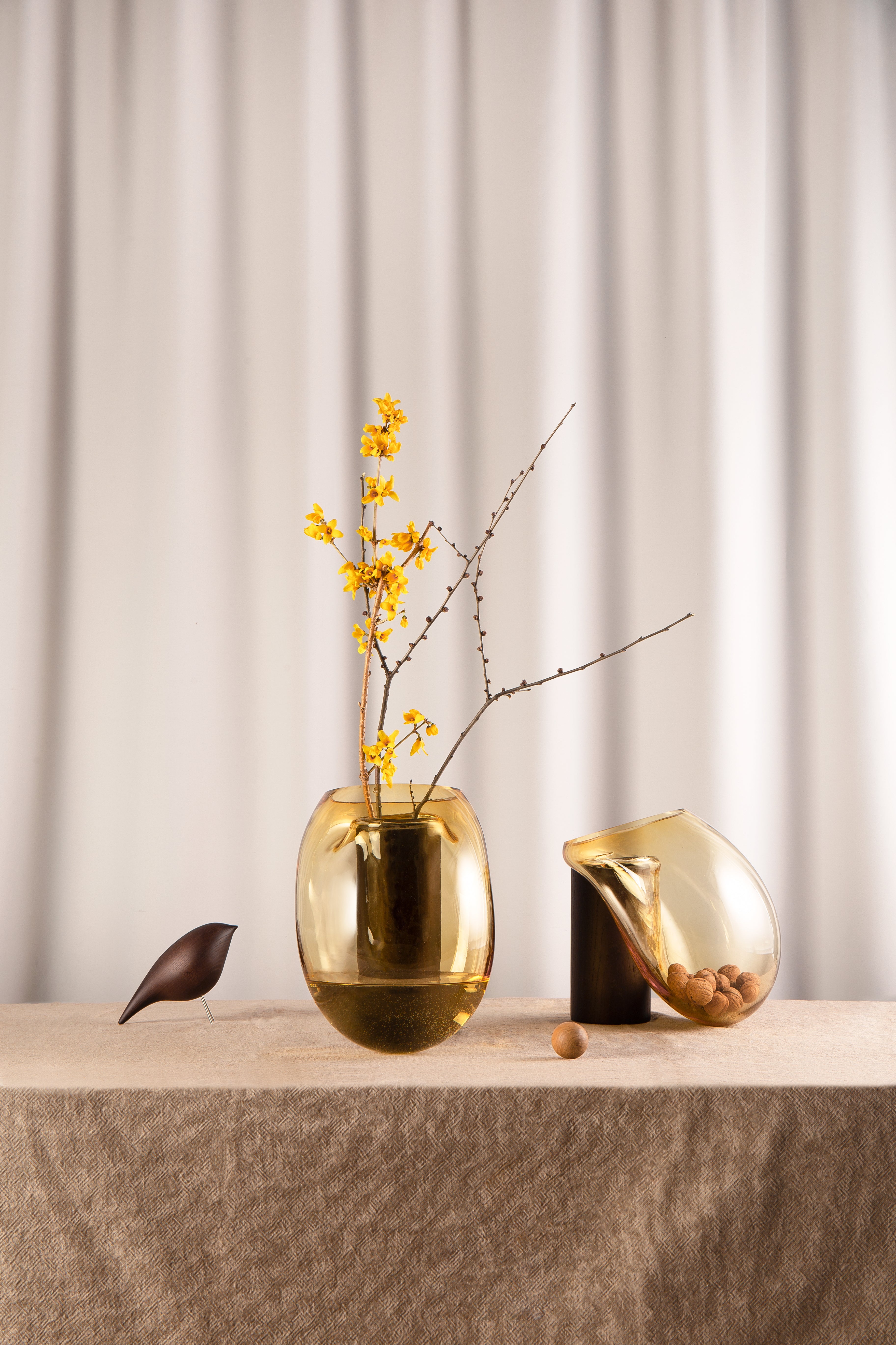 Vase GUTTA BOON bernsteinfarben mit Schwarz