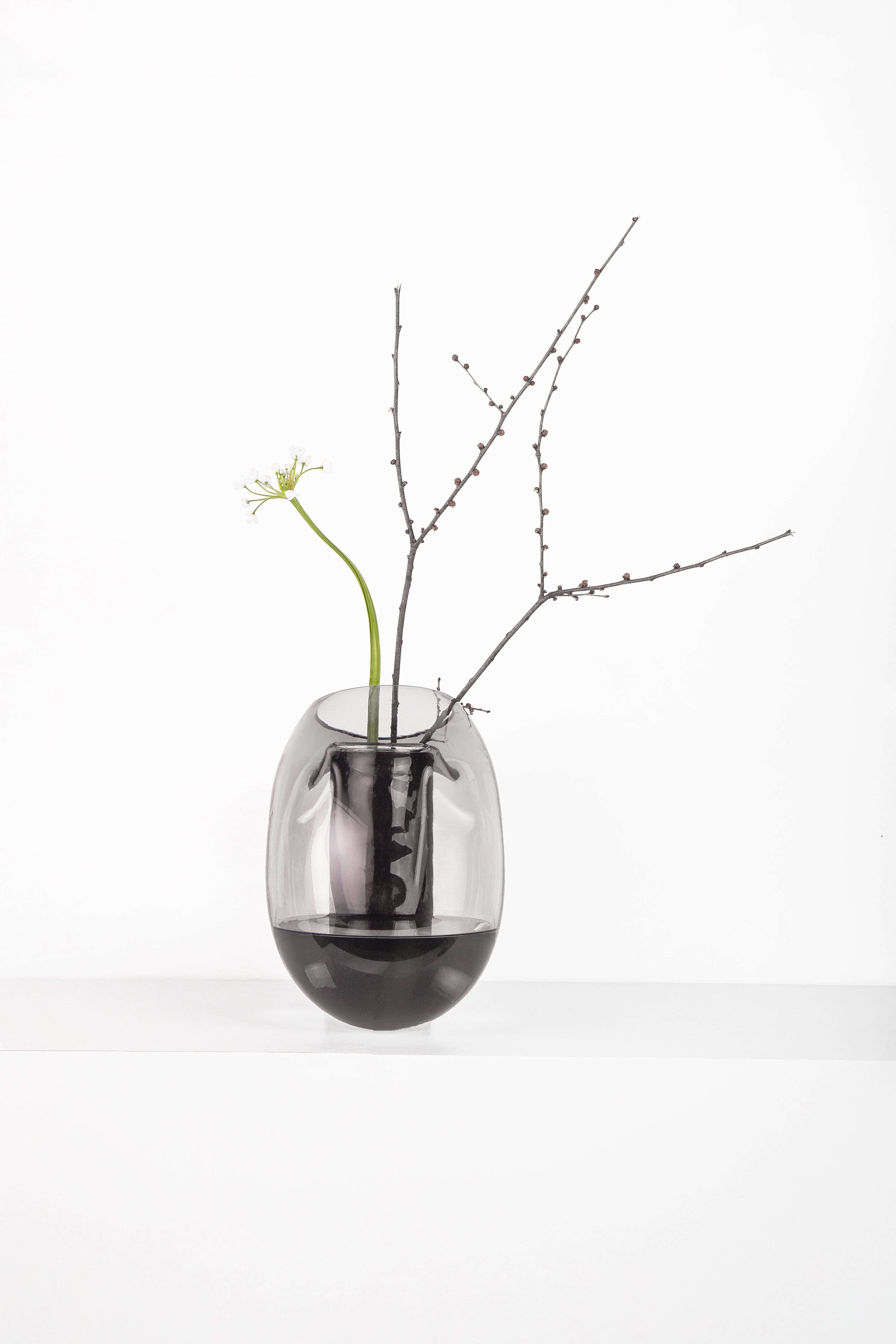 Vase GUTTA BOON grau mit Schwarz