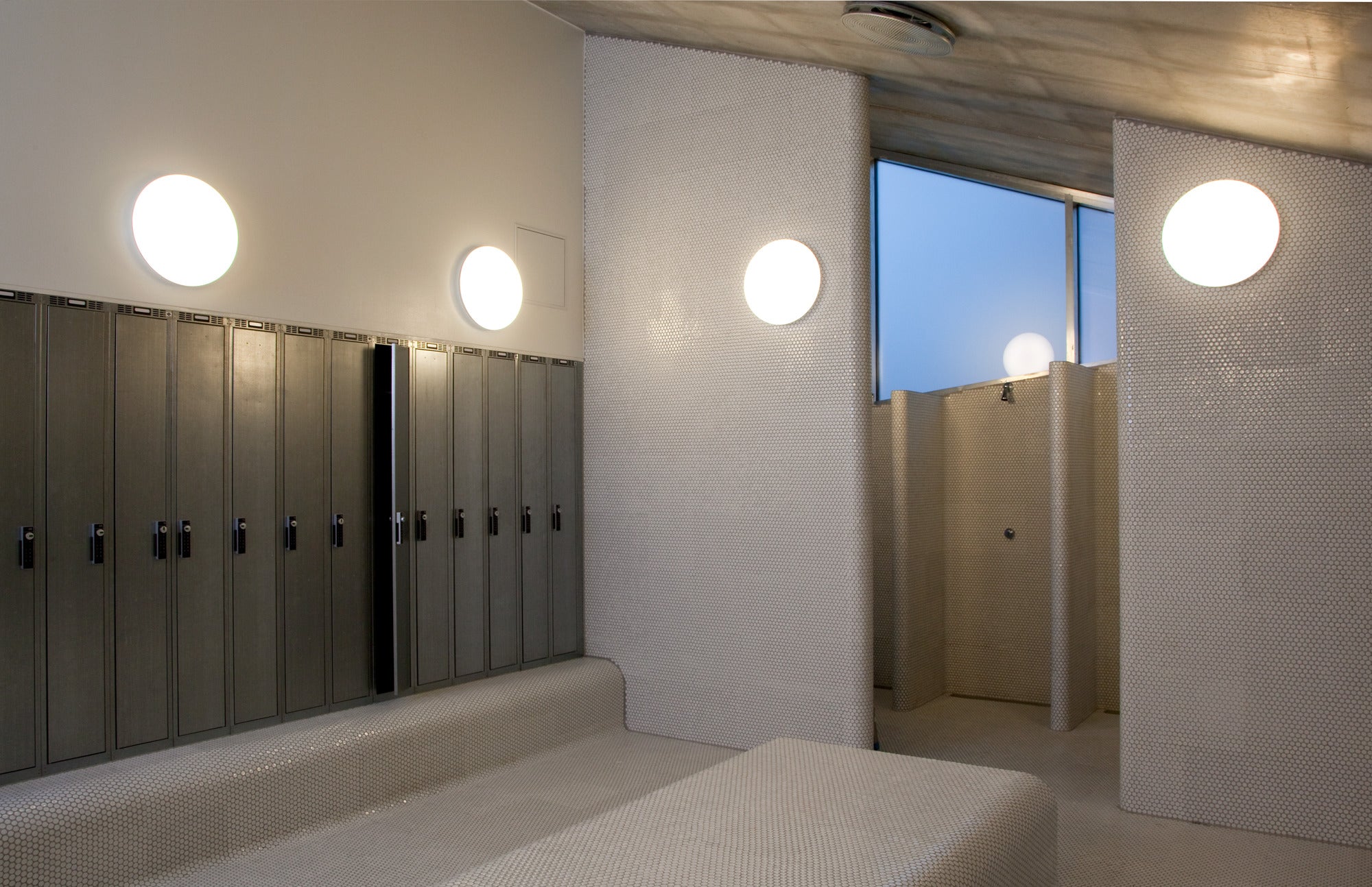 SILVERBACK opal ceiling light