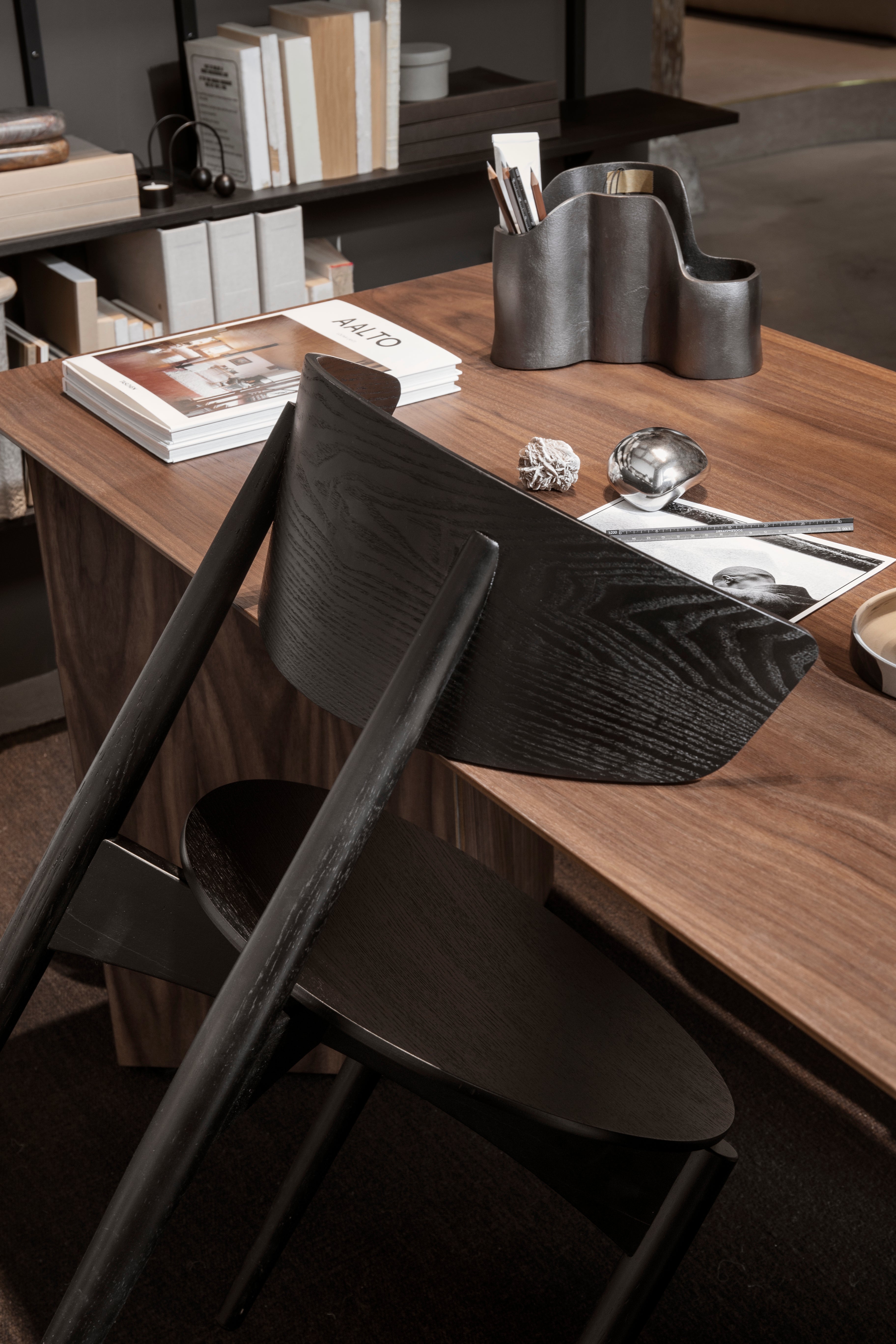Stuhl Herman Wood Black Buk