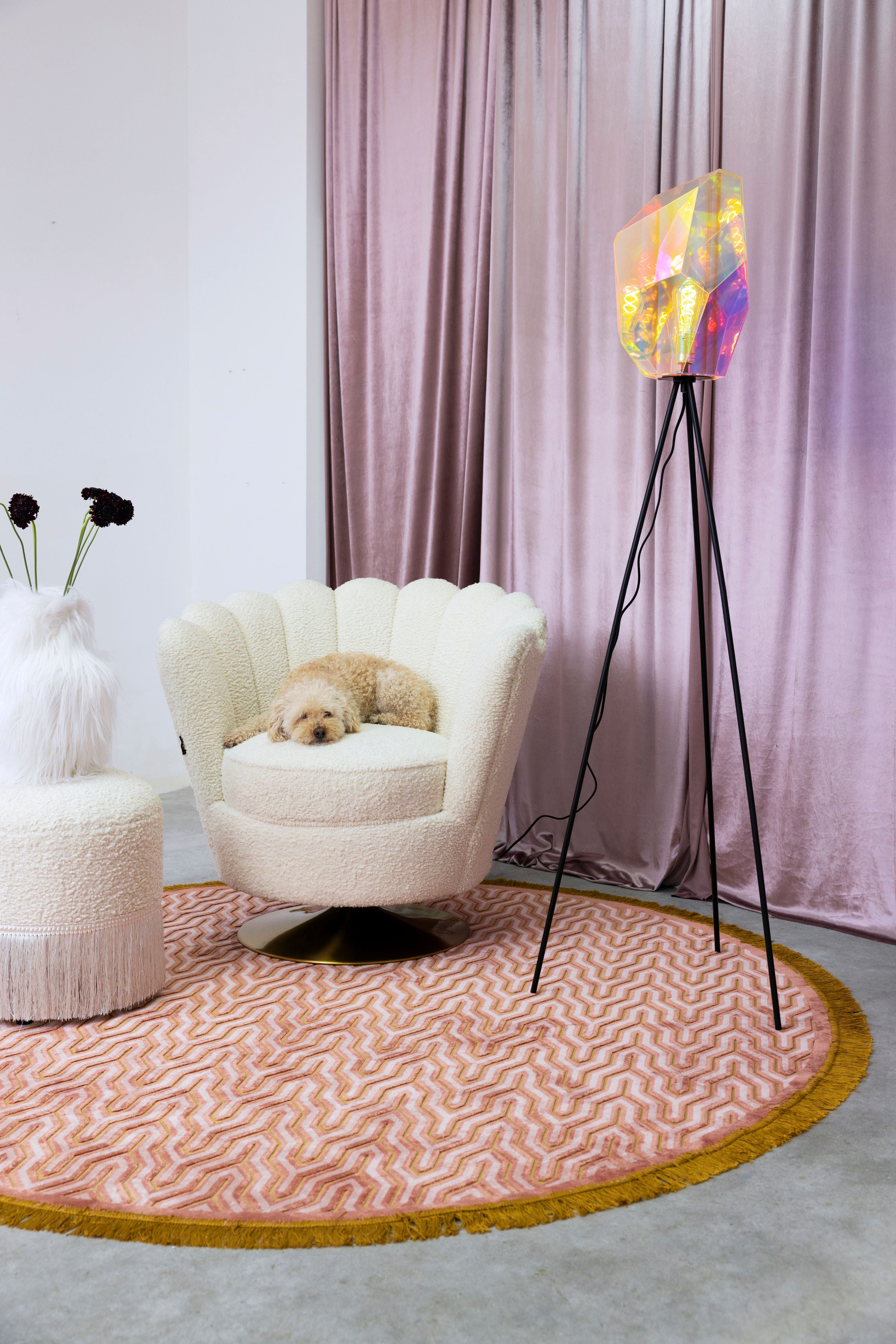 Round rug and Feel So soft pink