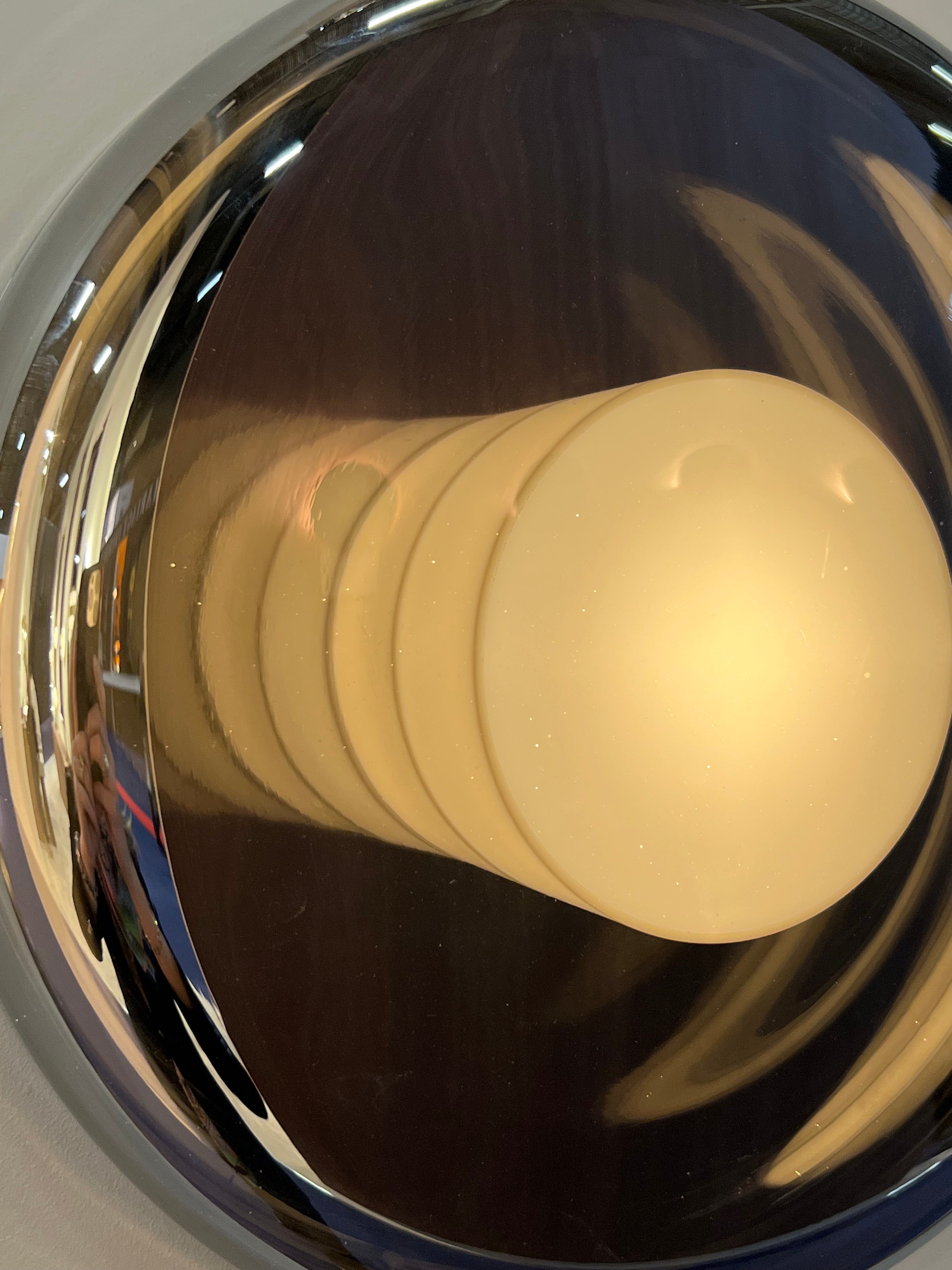 ENDLESS wall lamp coated glass